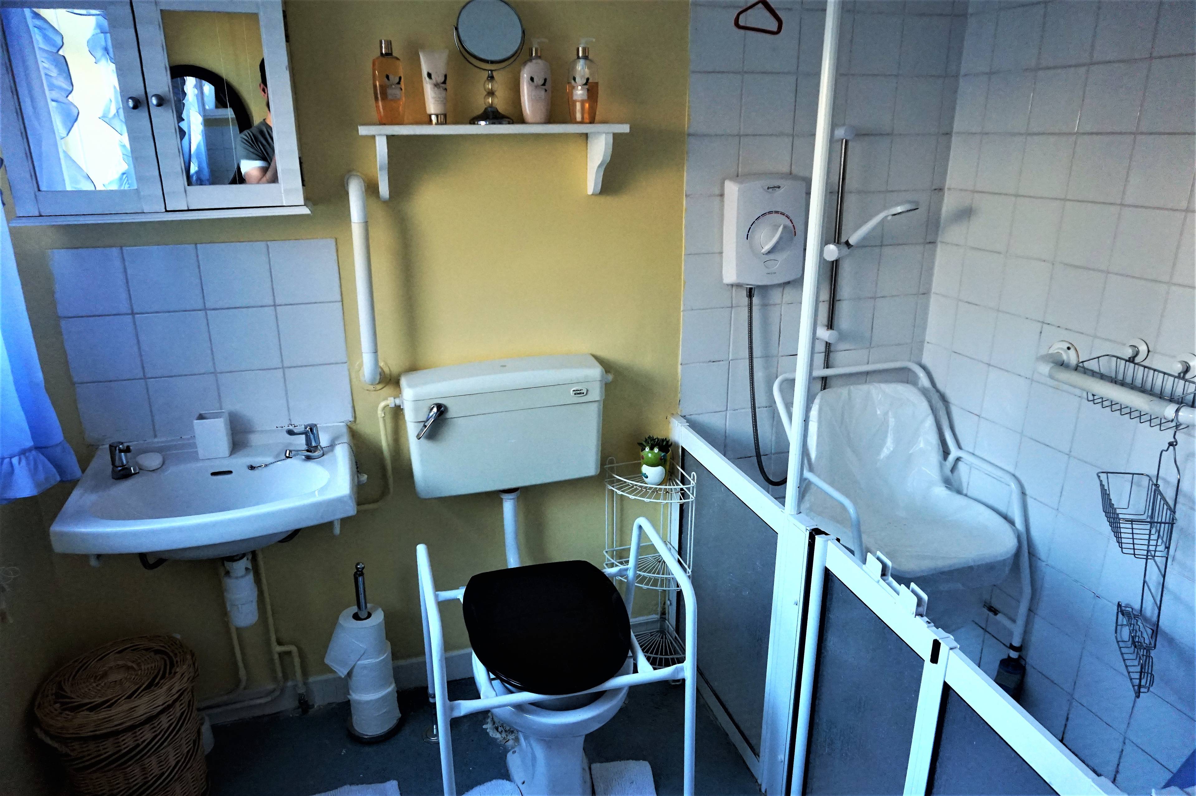 Downstairs Bathroom