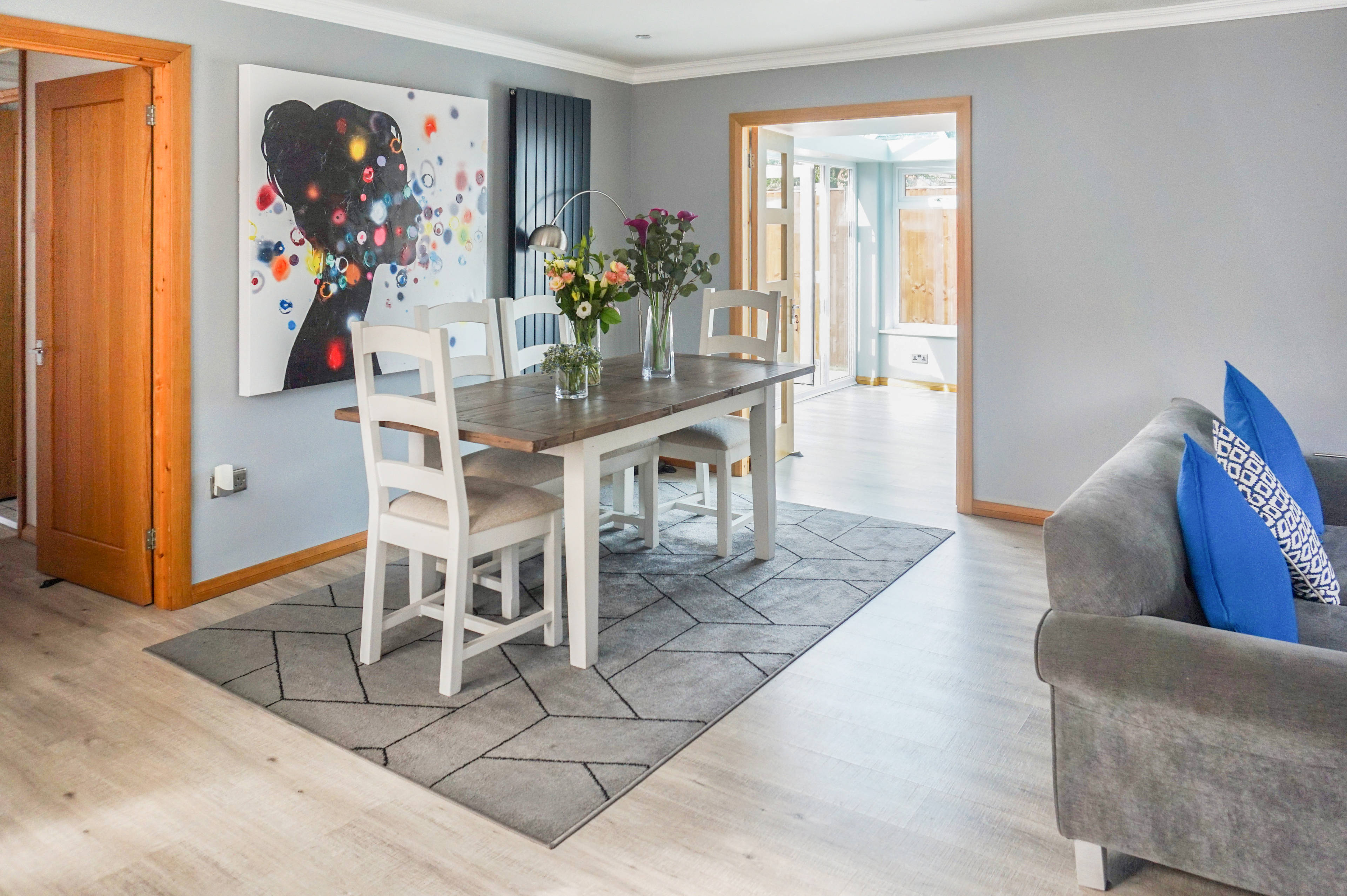 Lounge/Dining Room