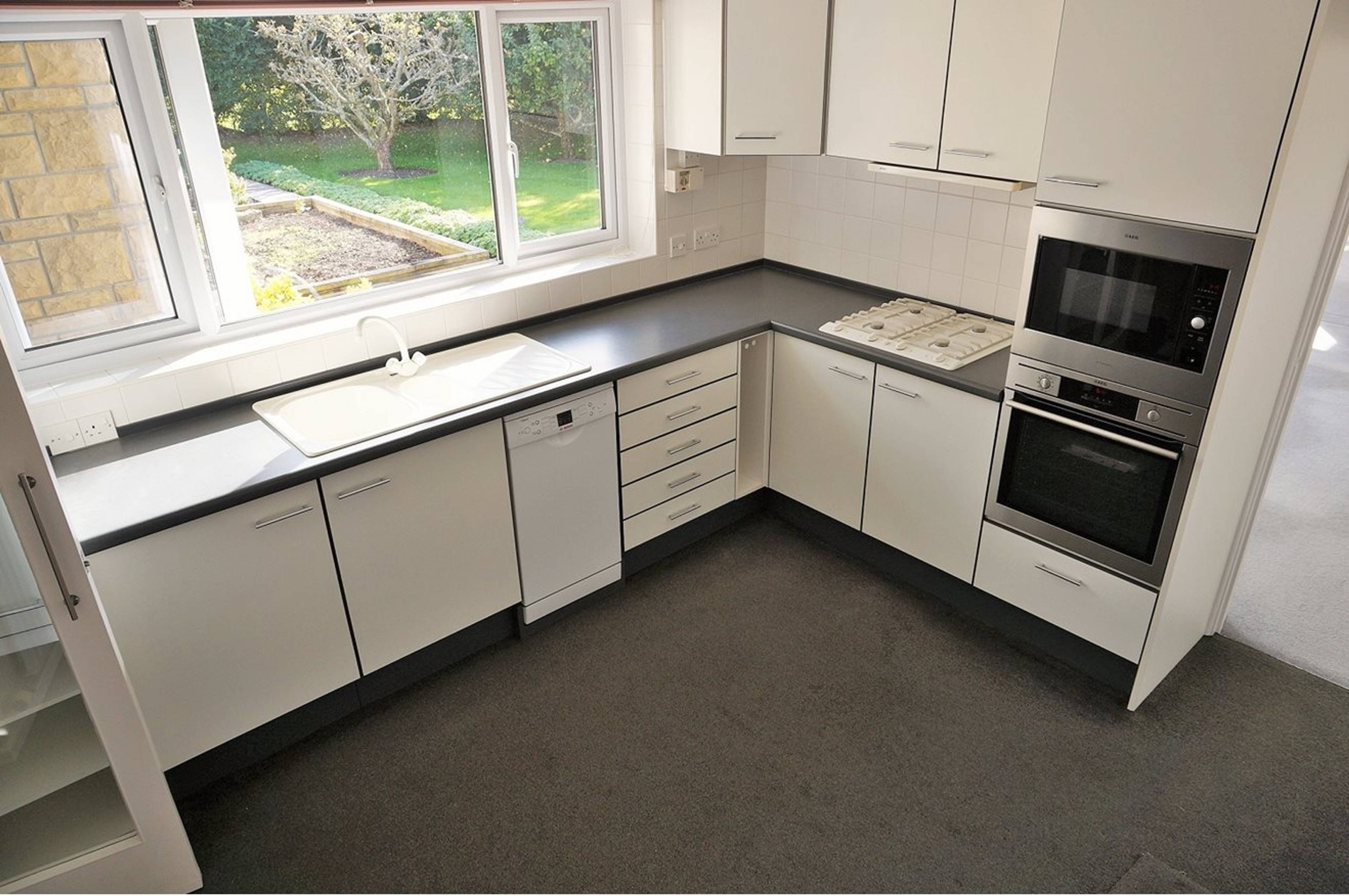 Kitchen / Breakfast