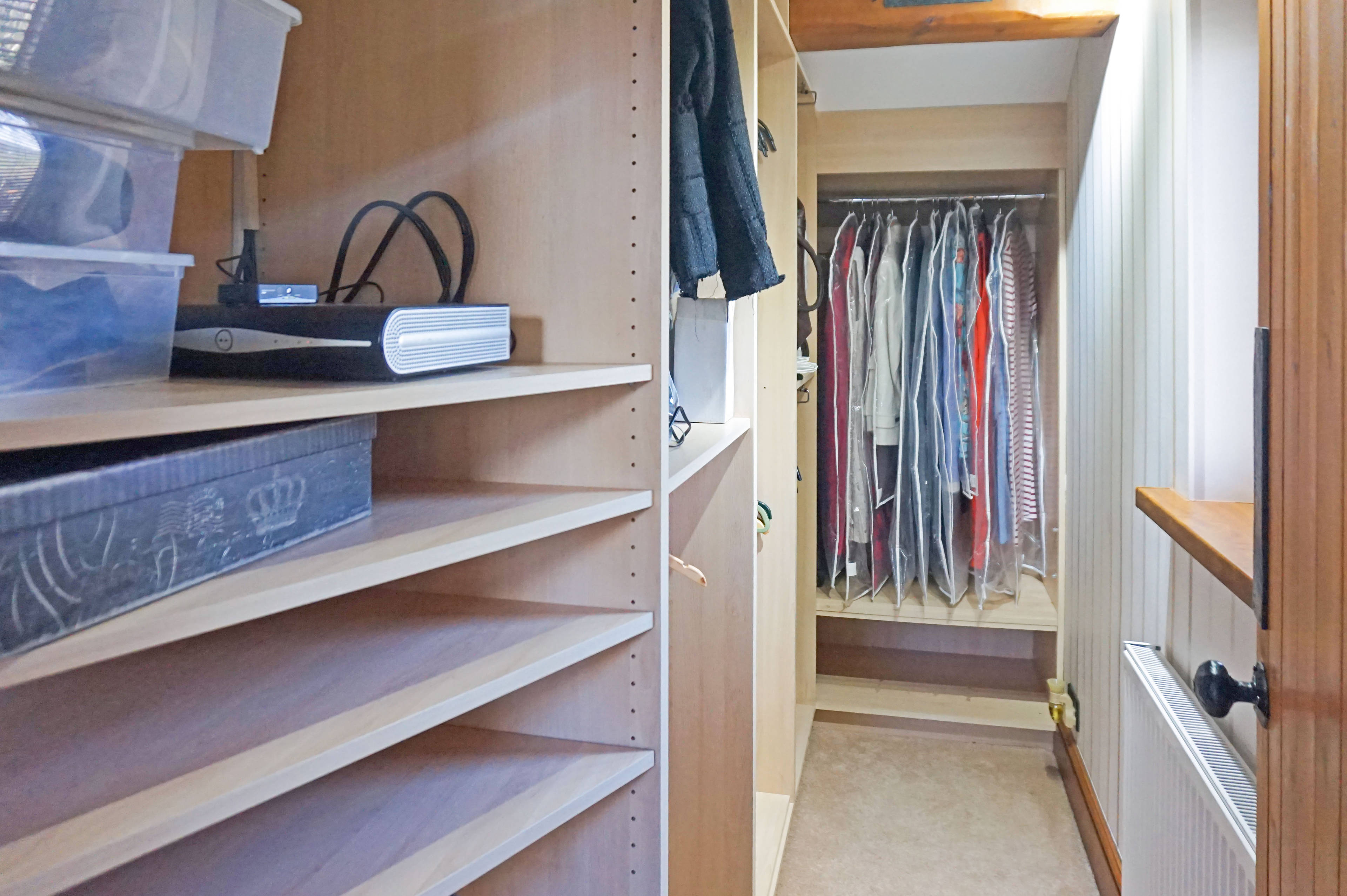 Walk-in Wardrobe