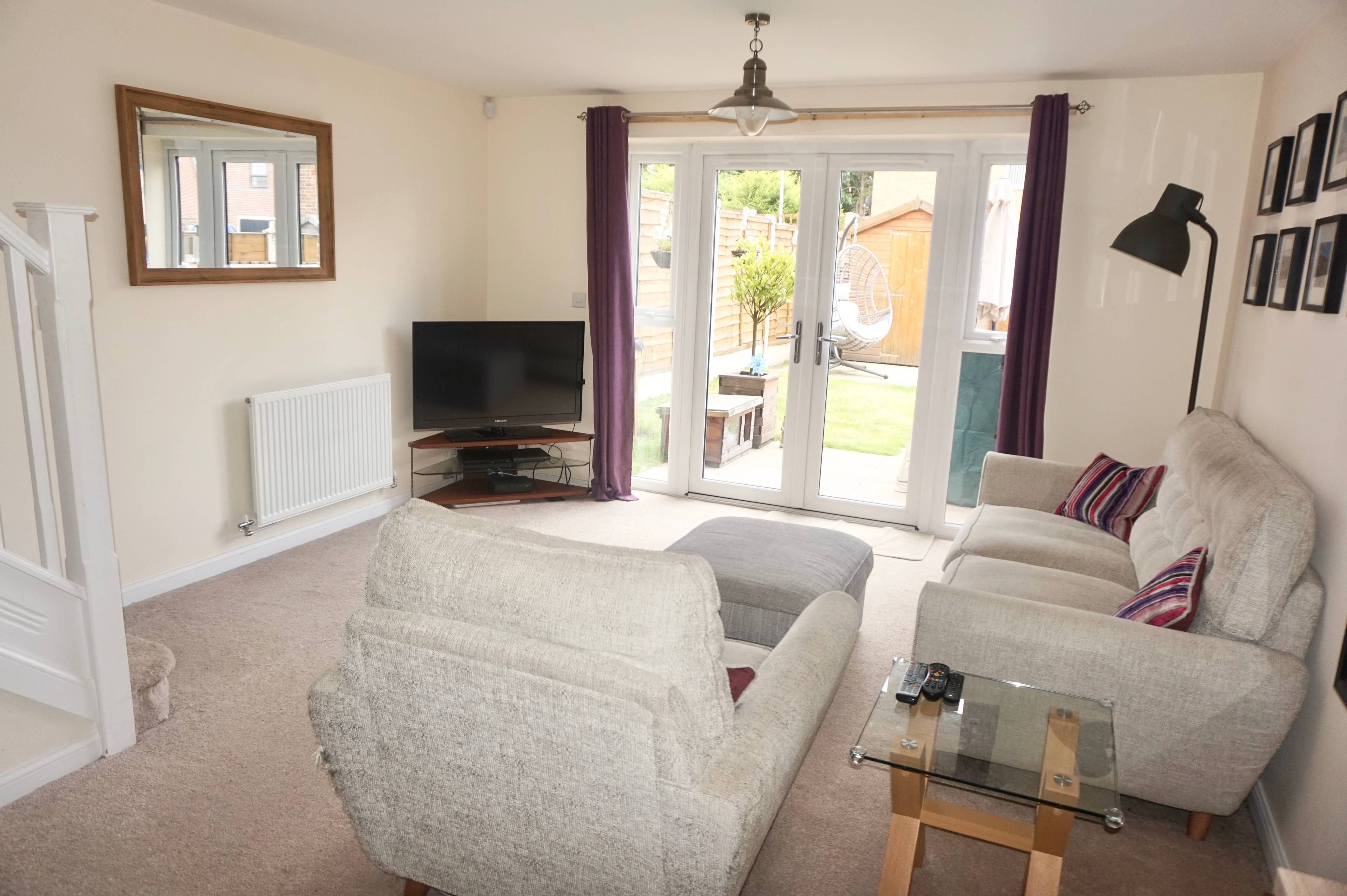 Lounge/Dining Room