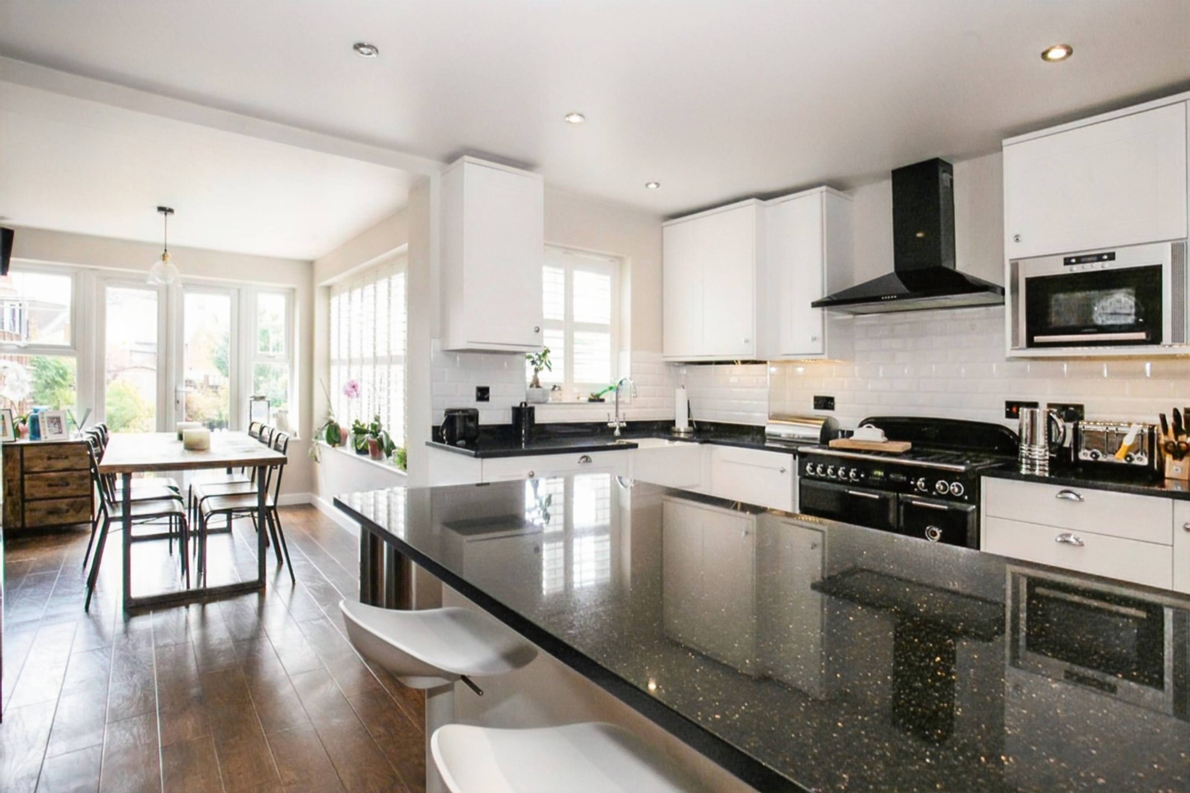 Kitchen/Breakfast