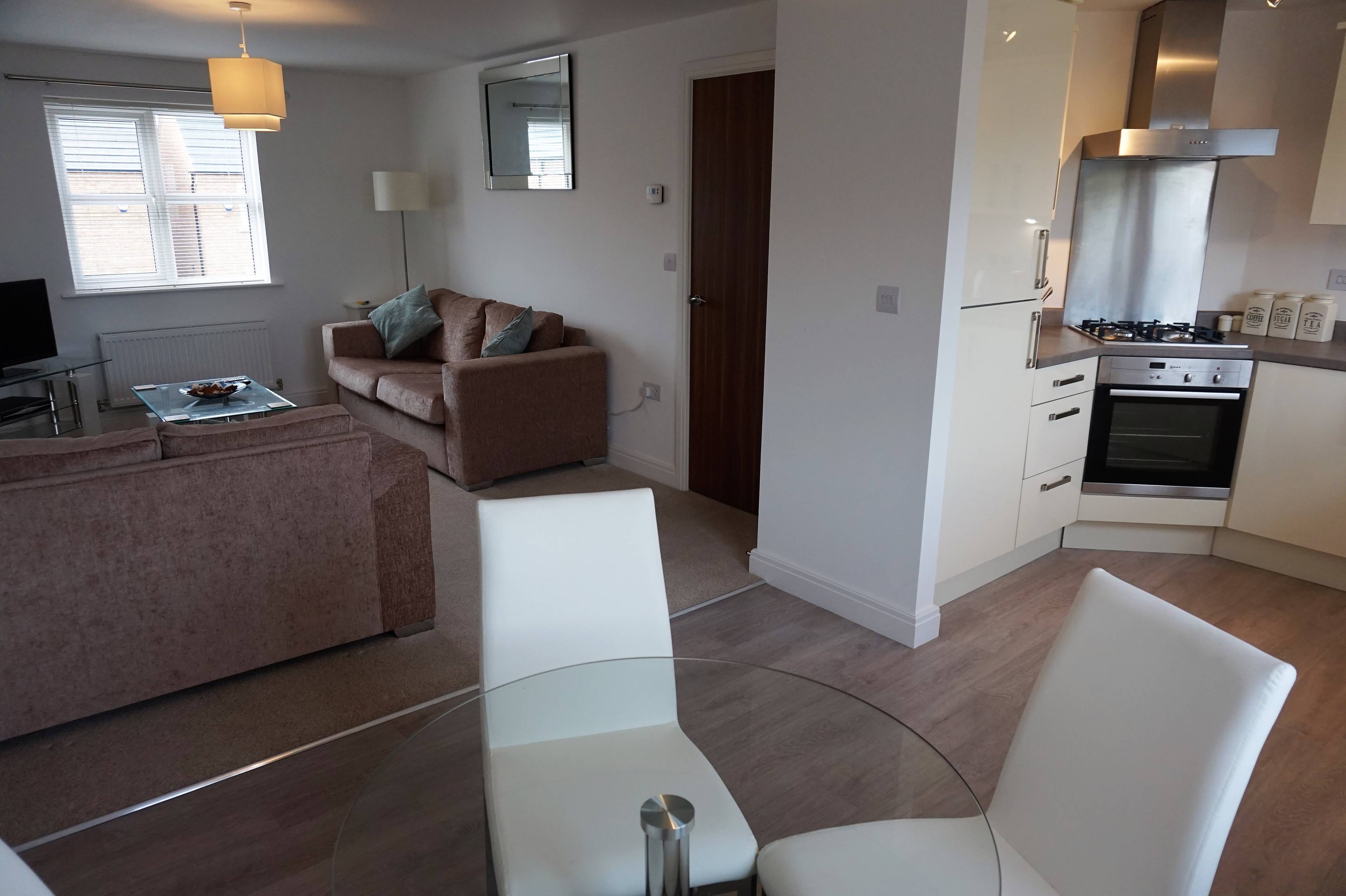 Lounge / Kitchen