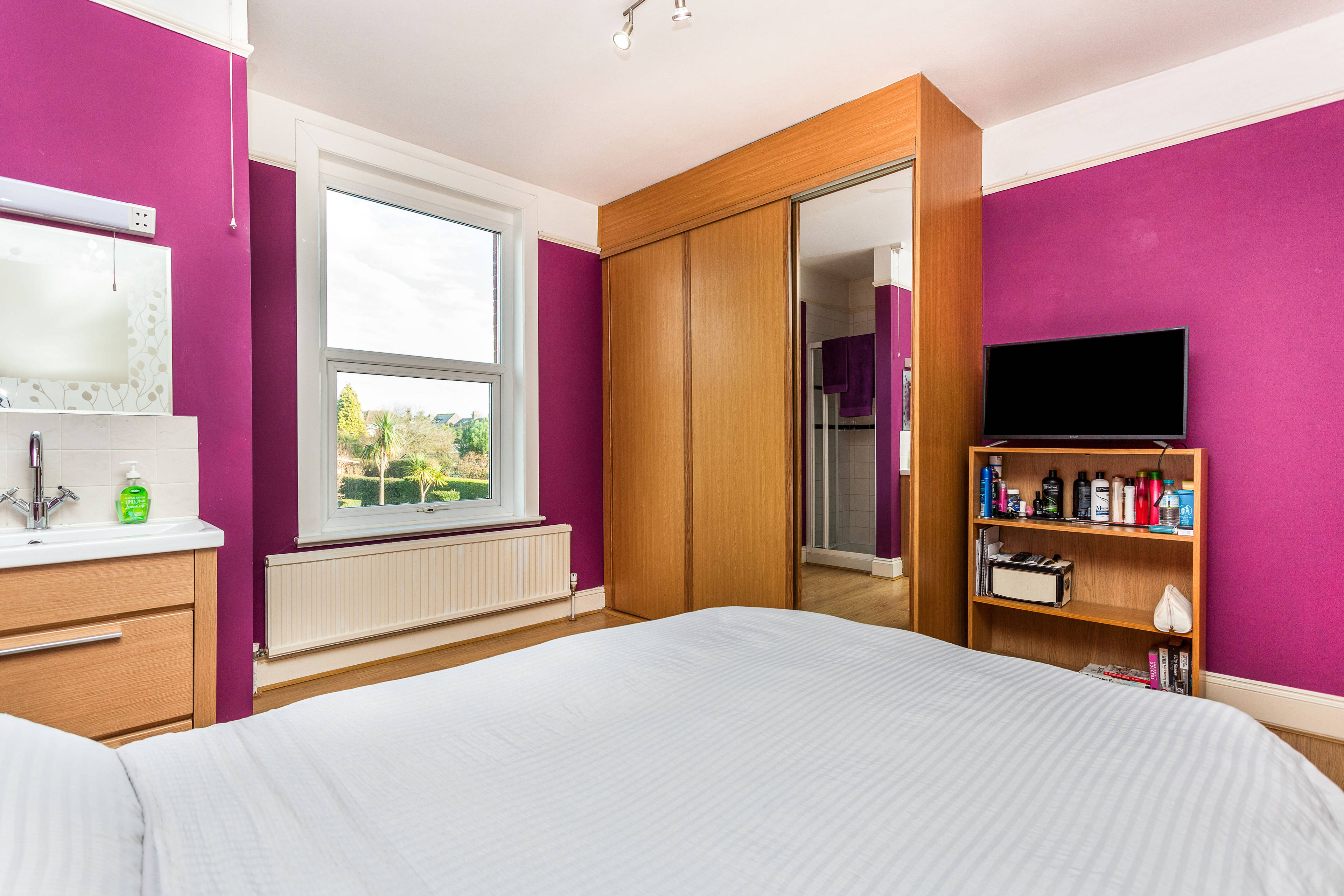 bedroom
