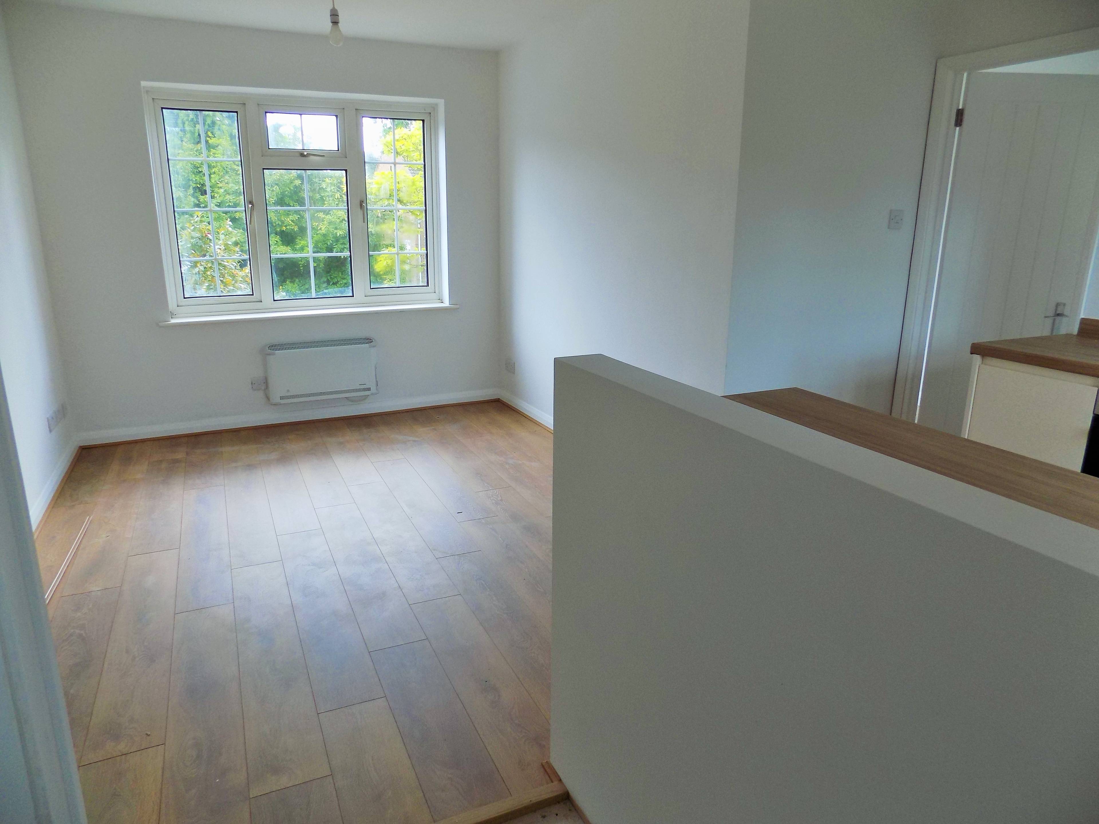 Lounge / Kitchen