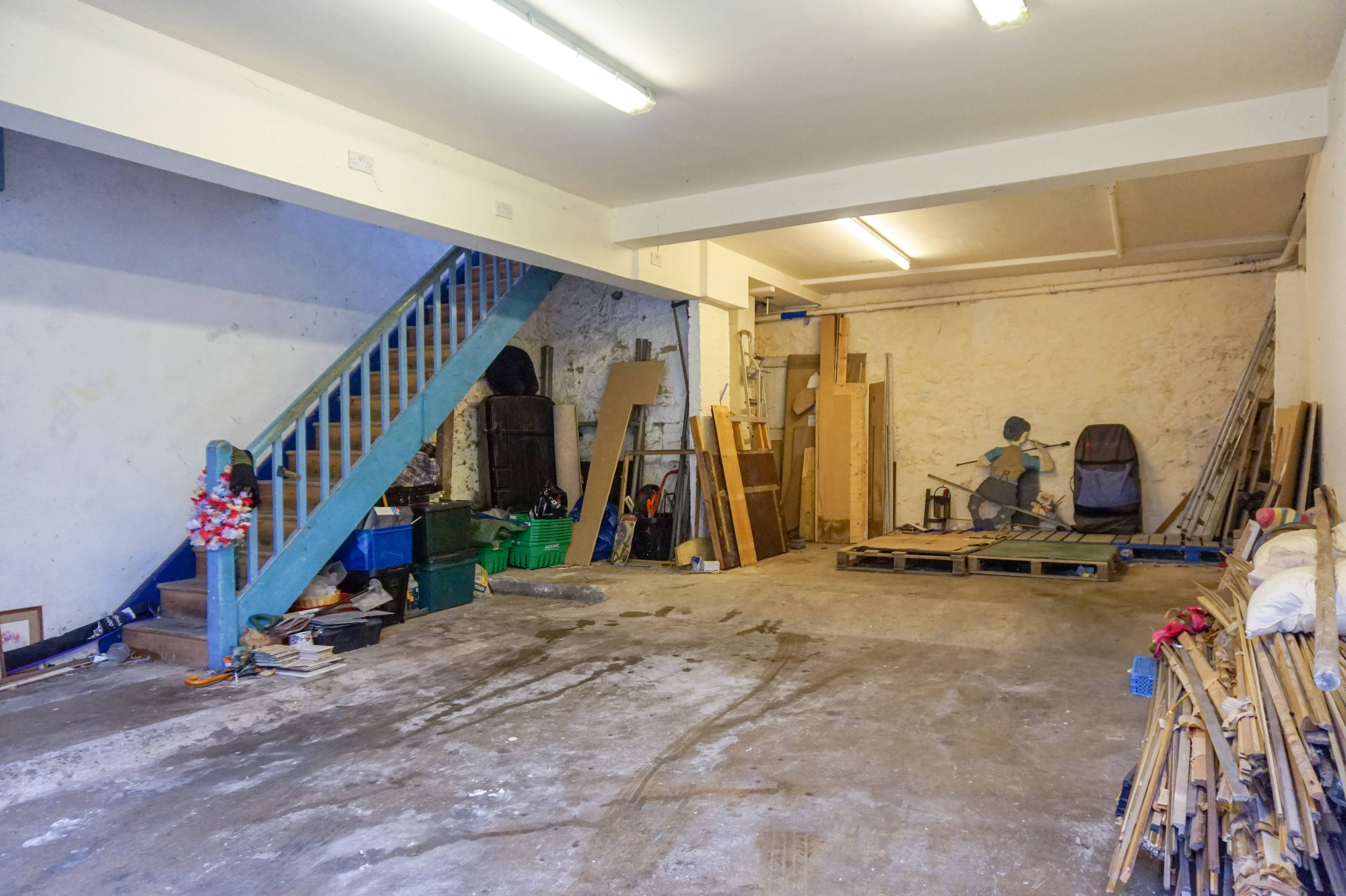 Integral Garage