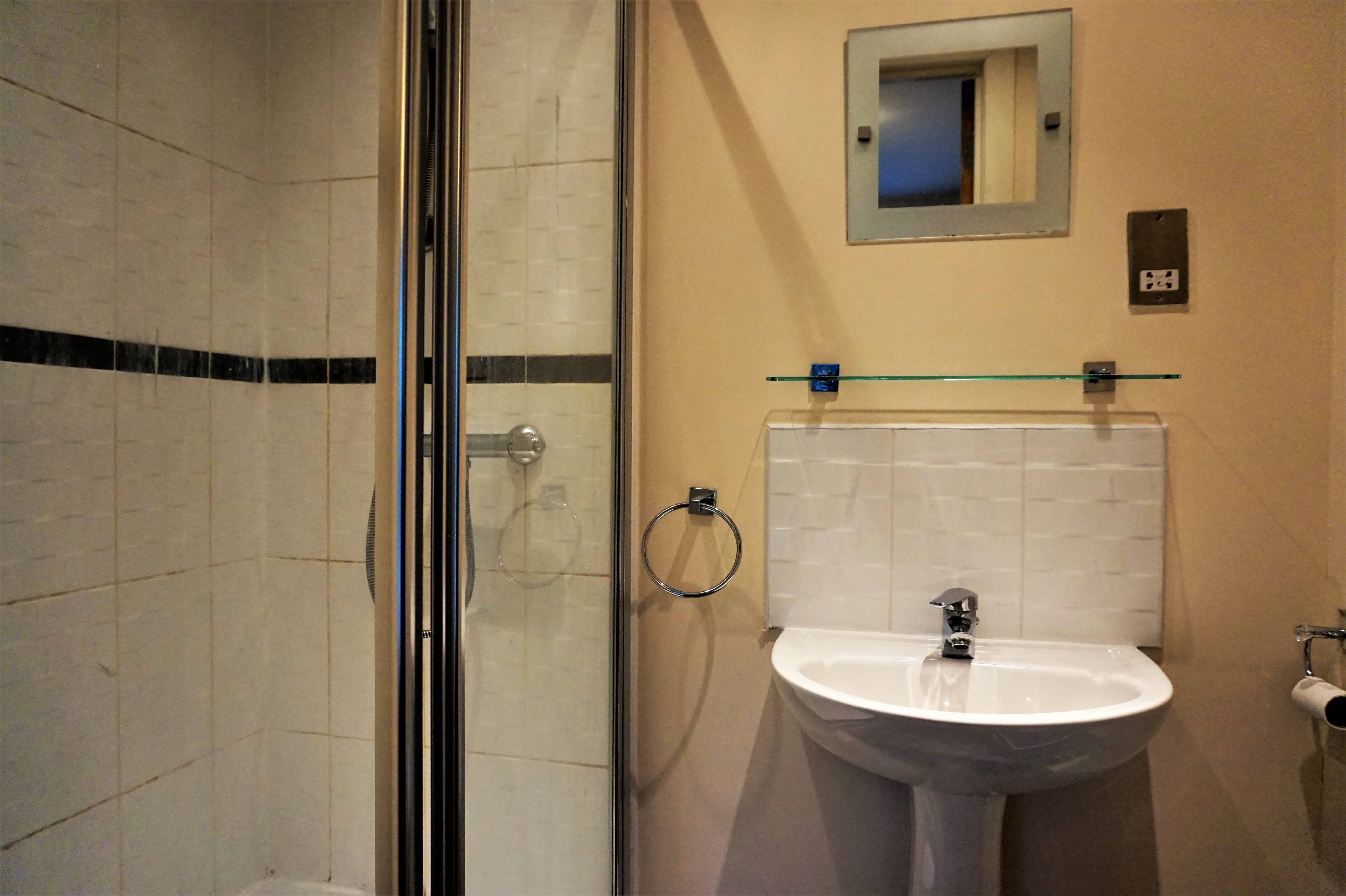 Master En-suite