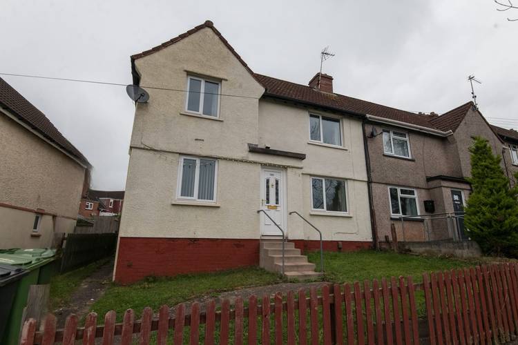 3 bedroom semi-detached house