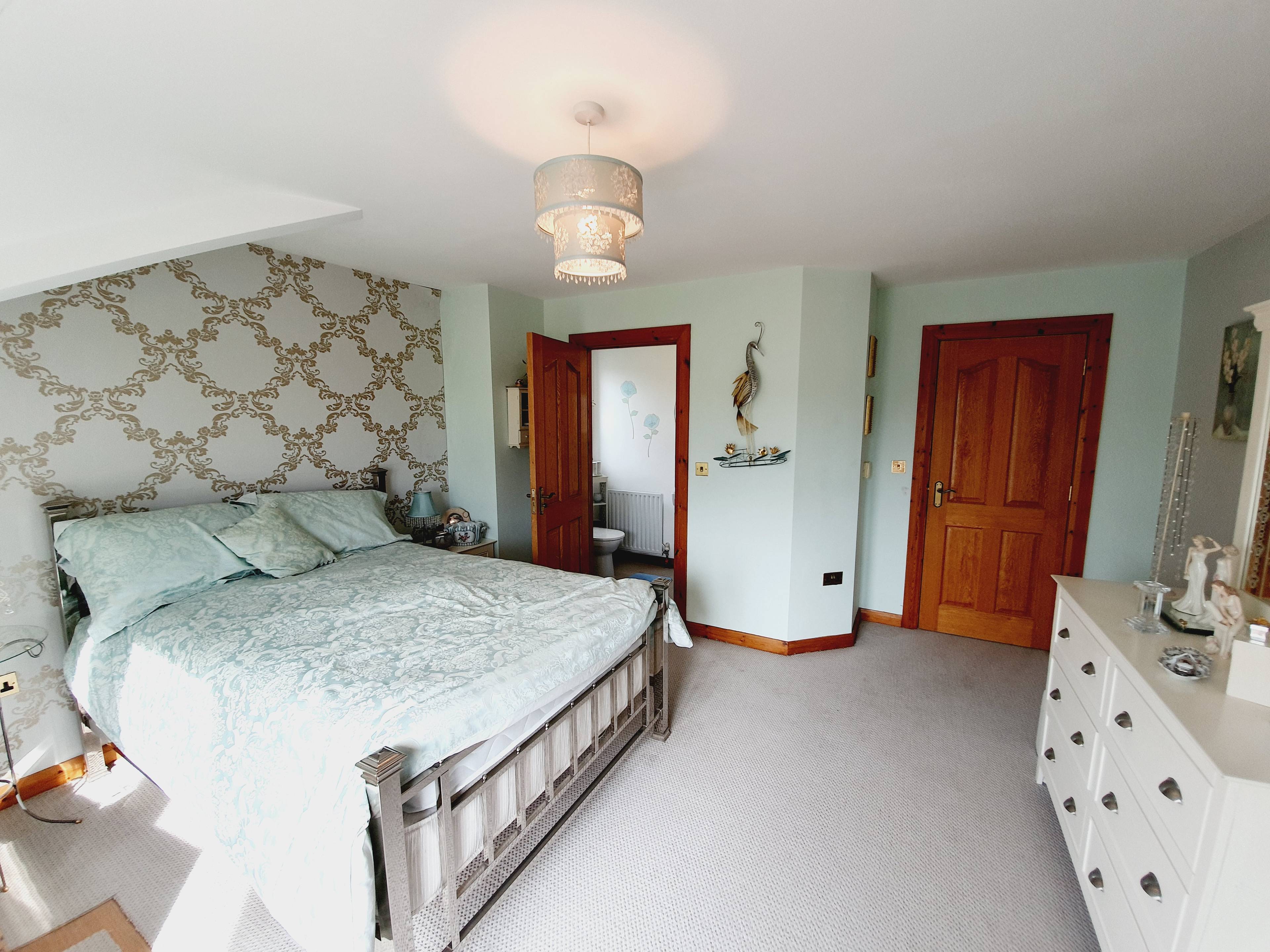 Master En-suite