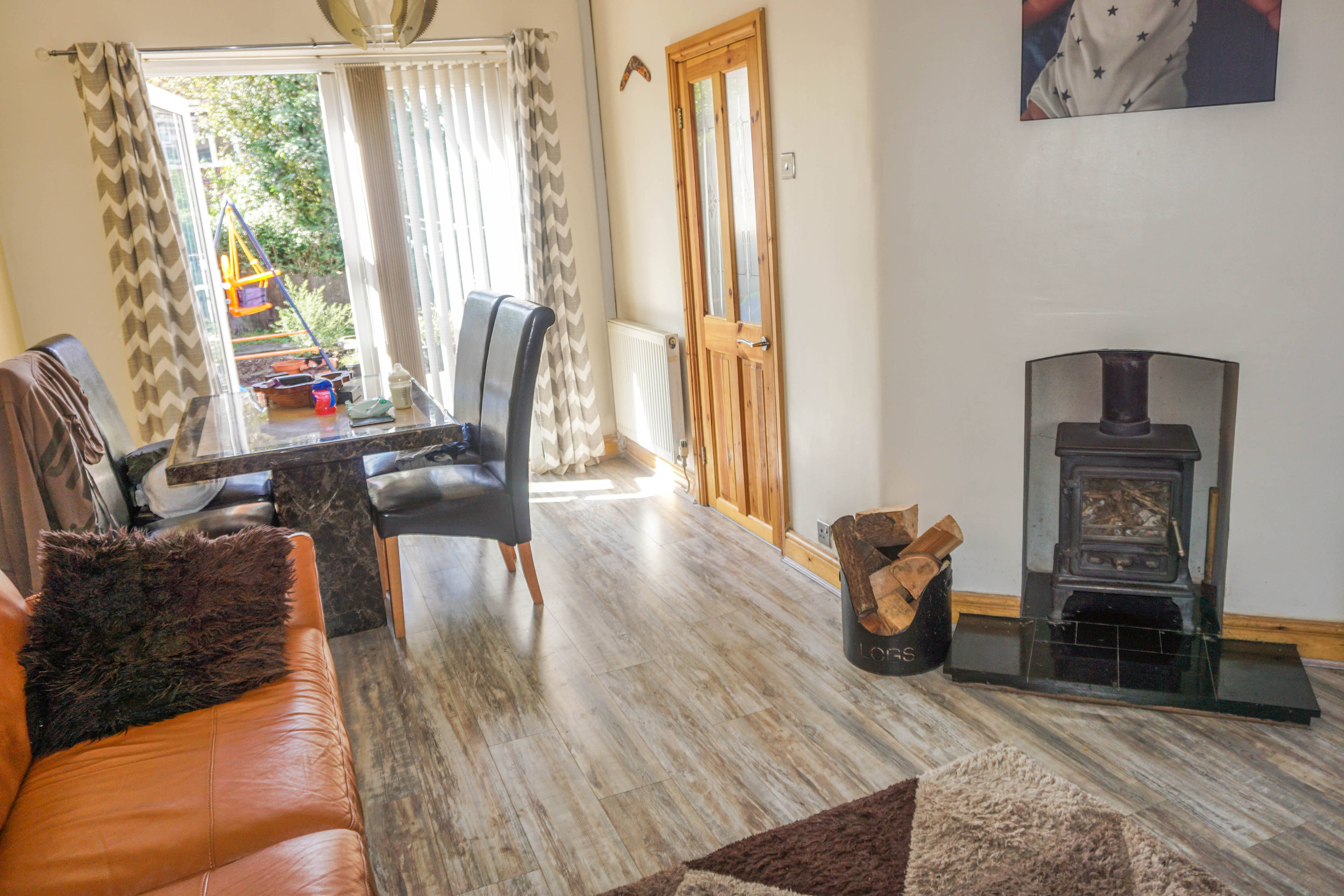 Lounge/Dining Room