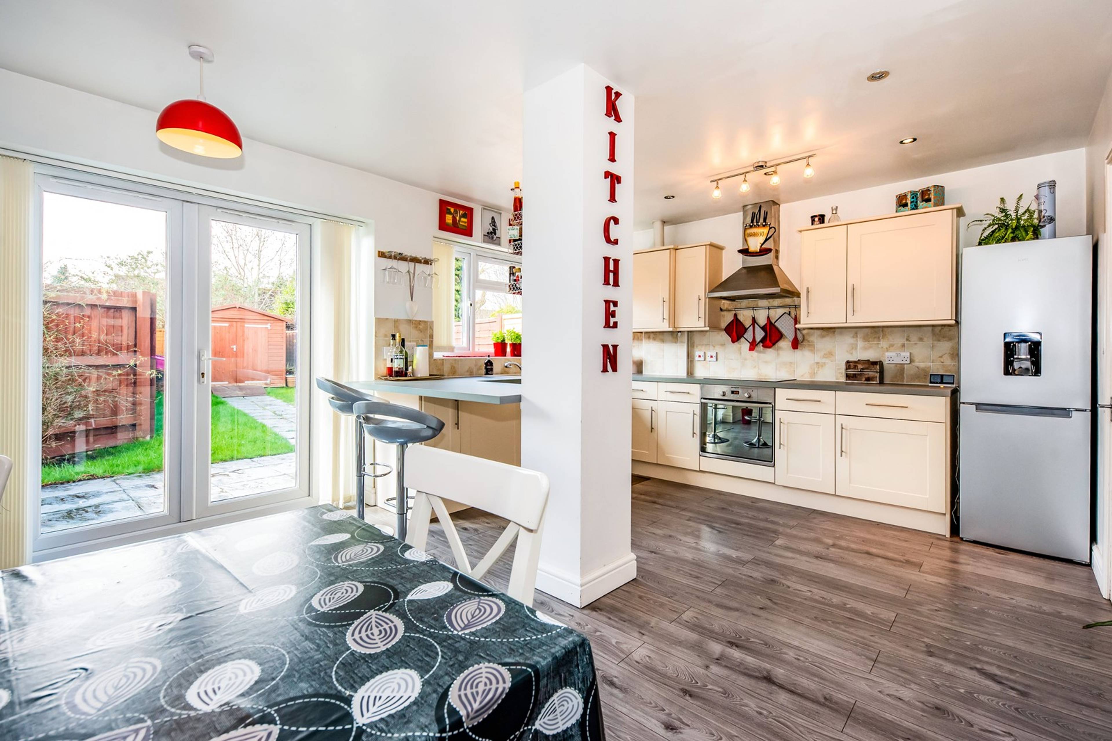 Kitchen/Dining Room