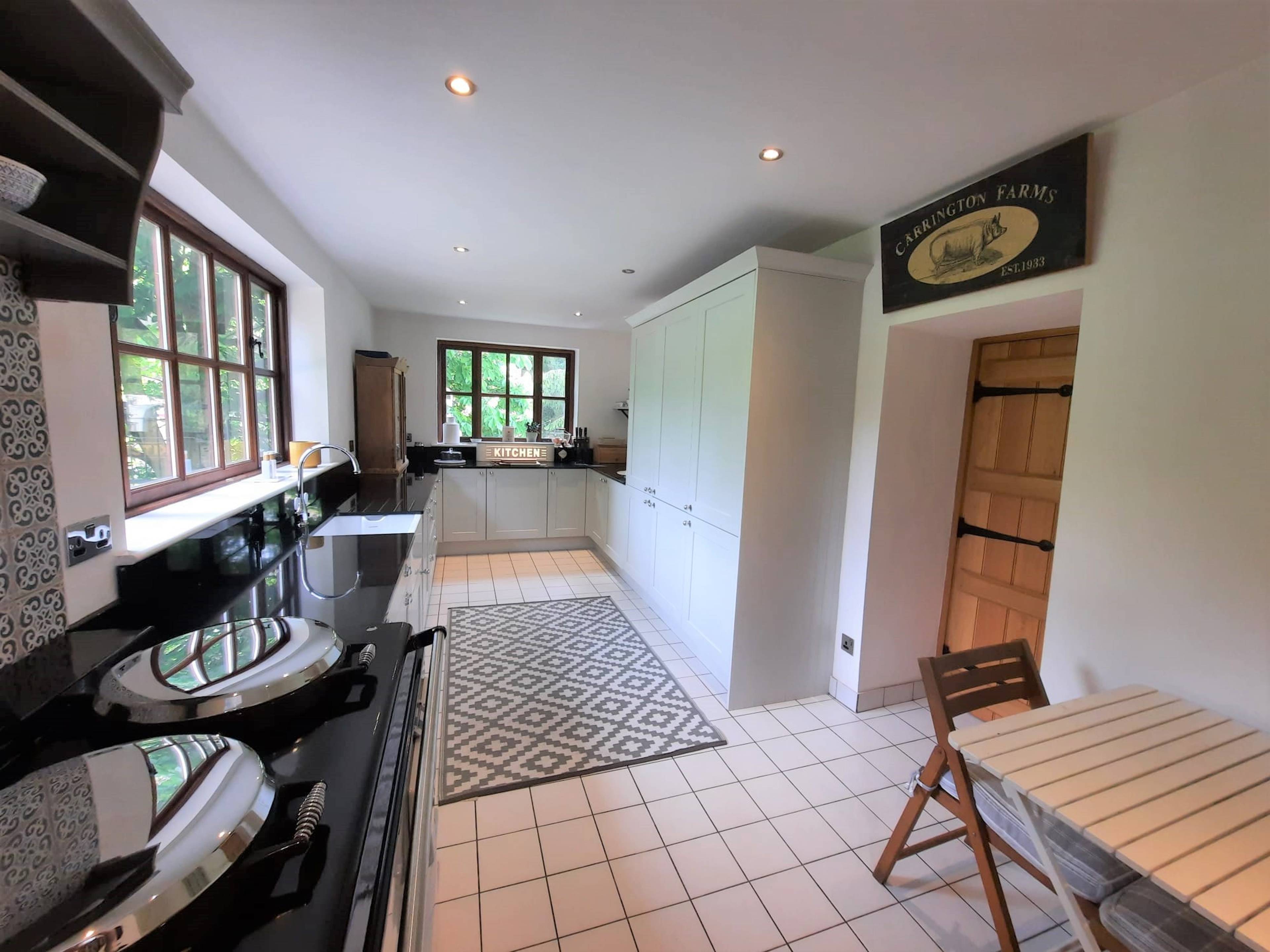 Kitchen/Breakfast
