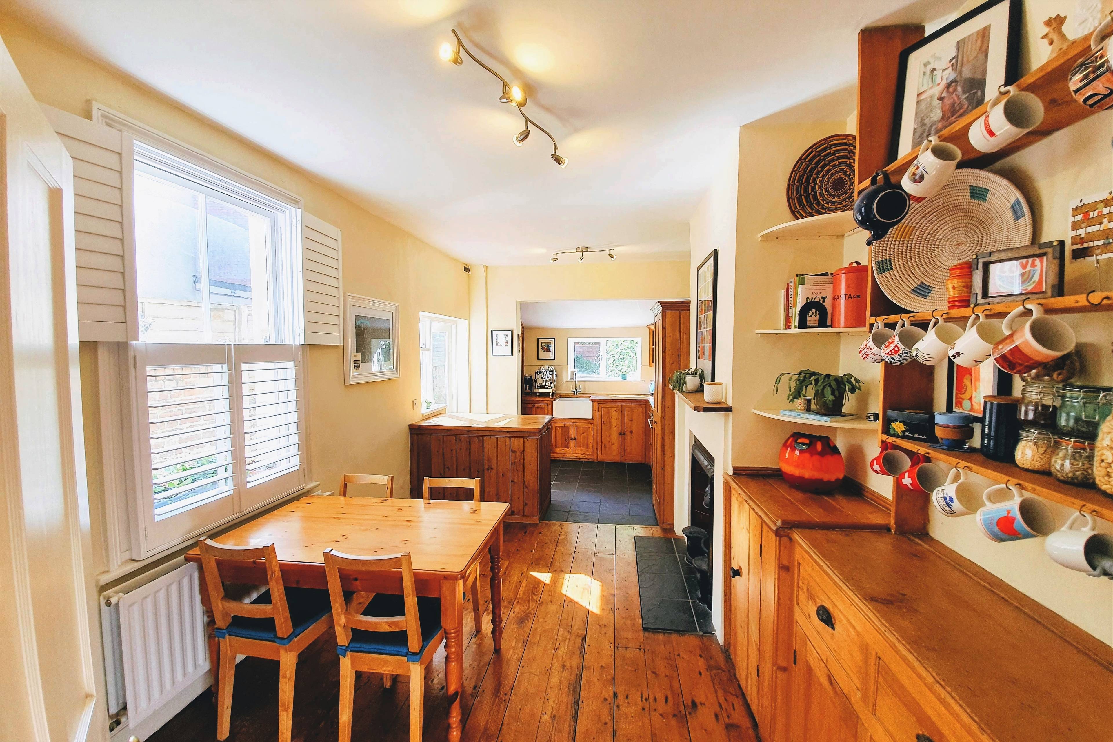 Kitchen/Breakfast