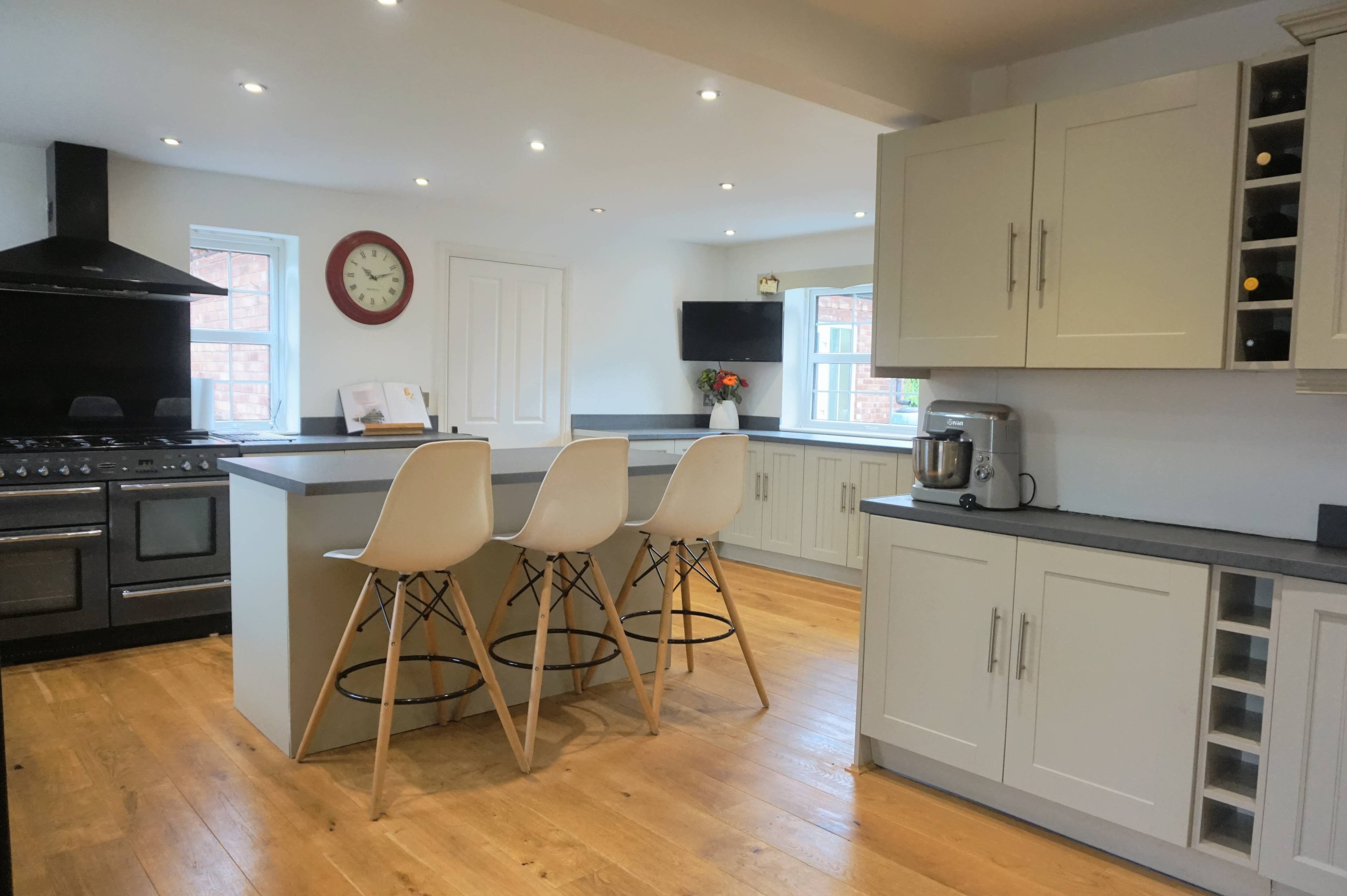 Kitchen/Breakfast