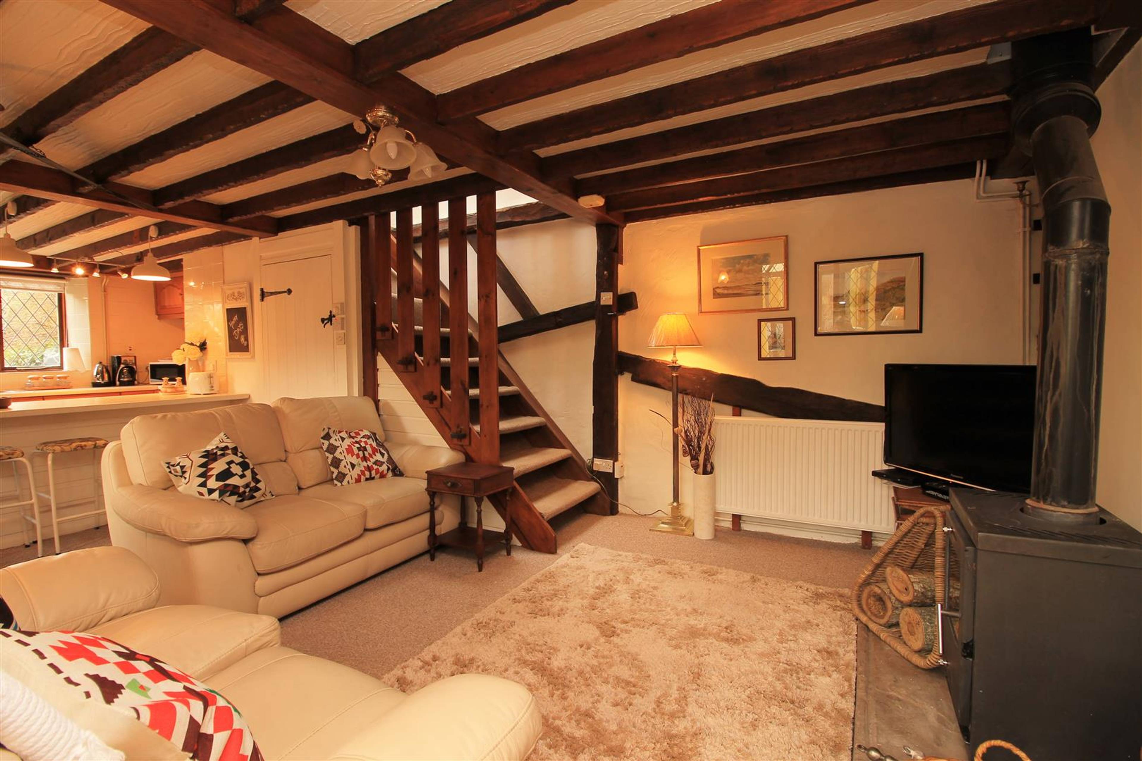 Holiday Cottage 2