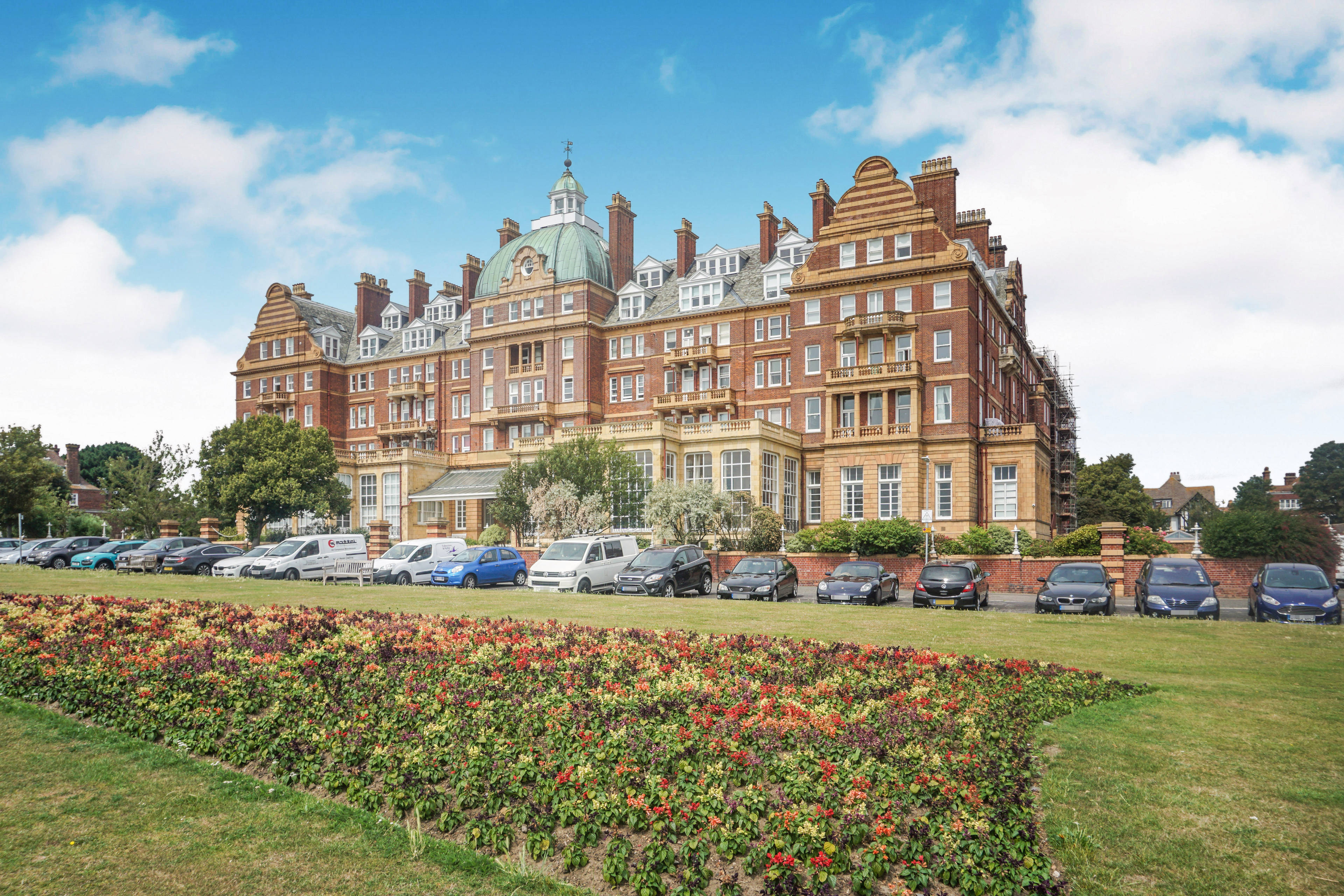 Site Front