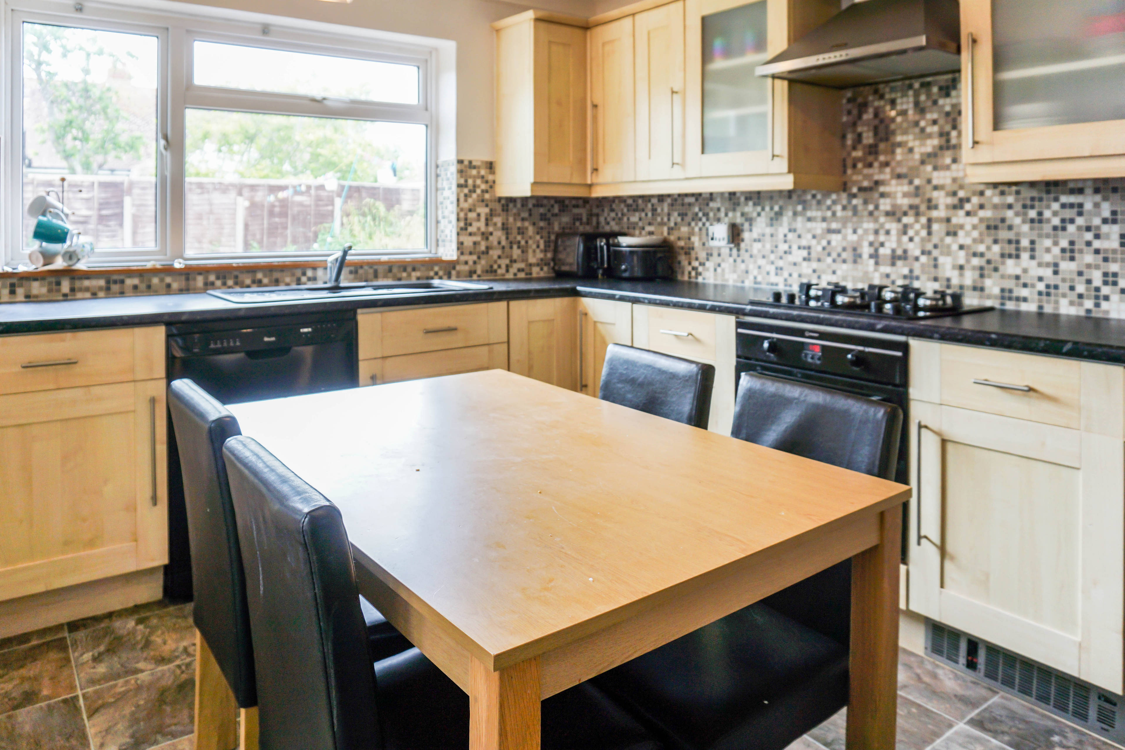 Kitchen/Breakfast