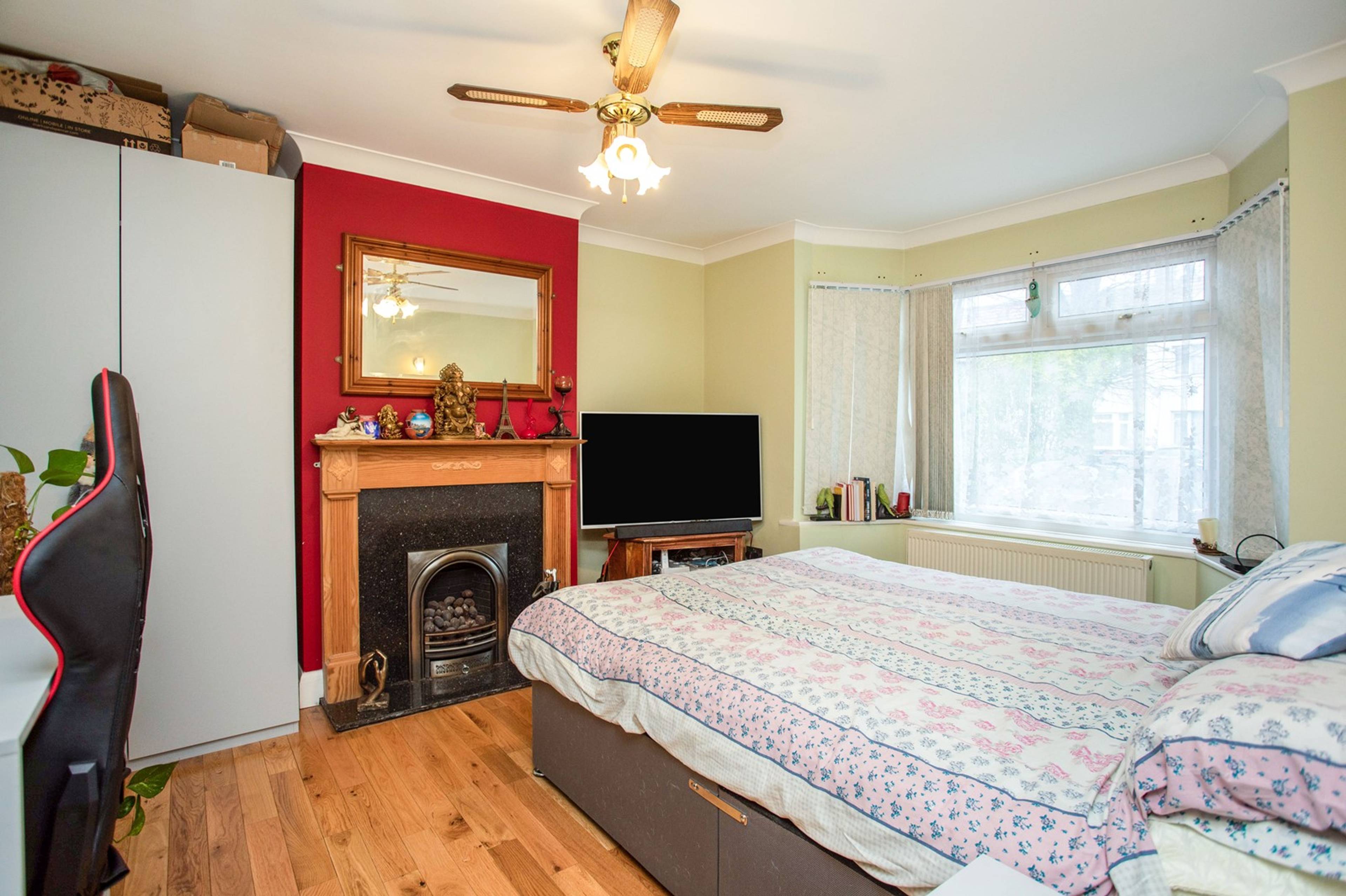 Bed Four / Reception