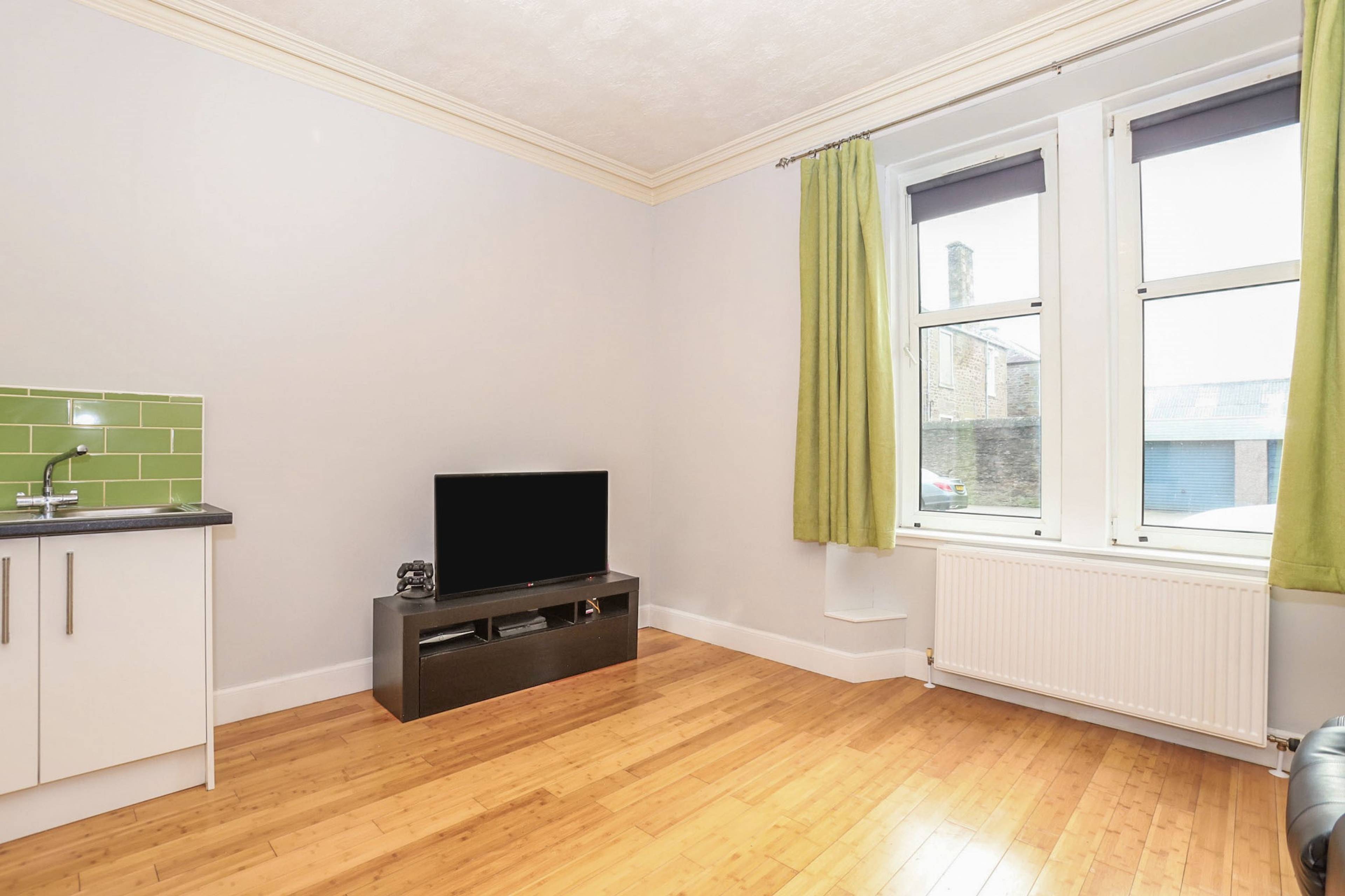 Lounge / Kitchen