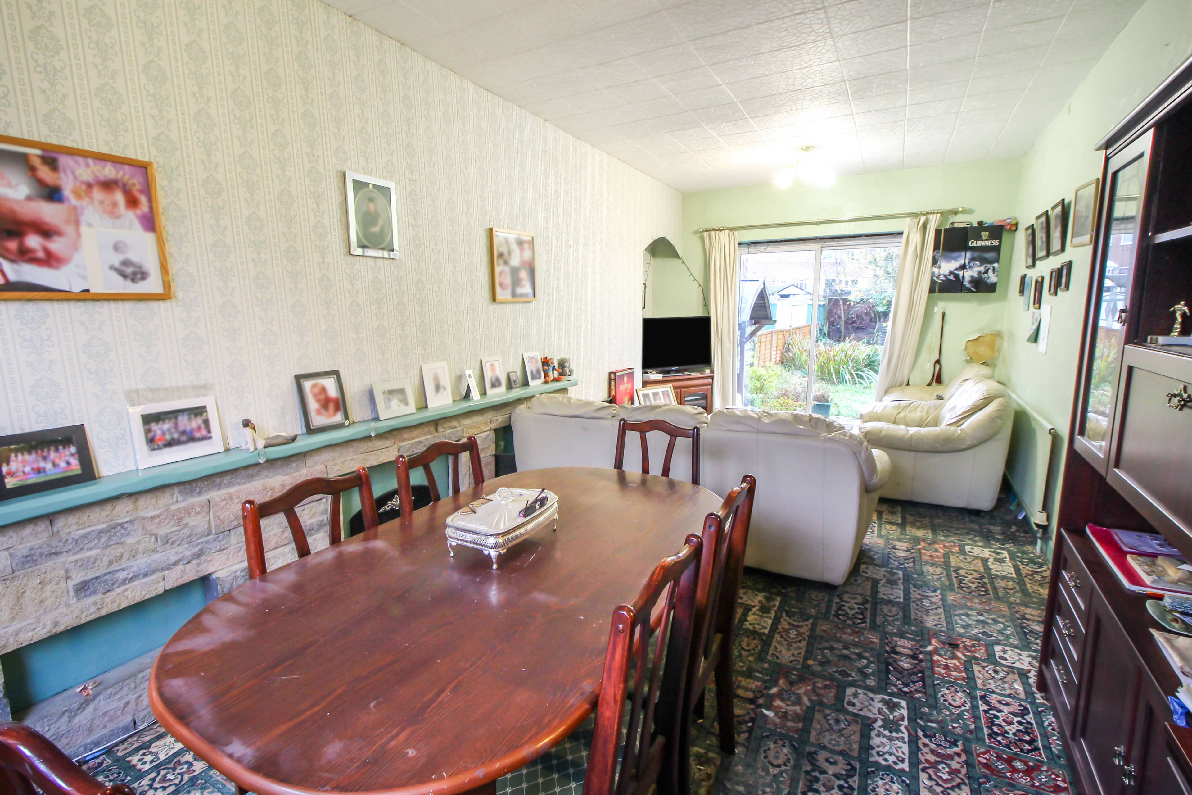 Lounge/Dining Room