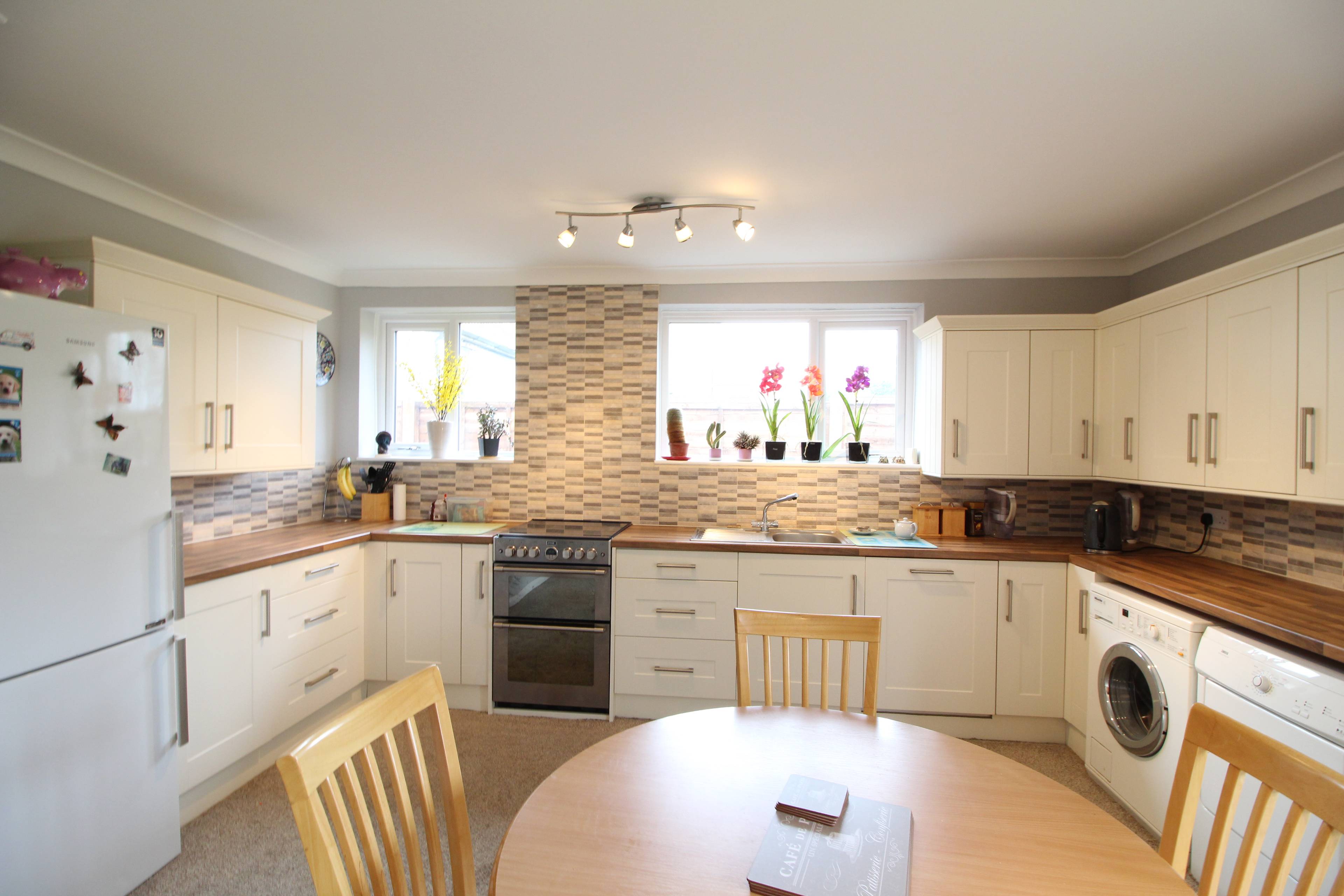 Kitchen / Diner