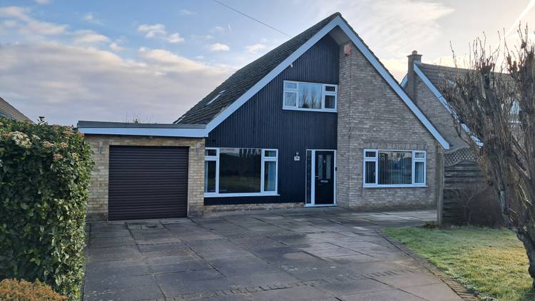 4 bedroom detached house