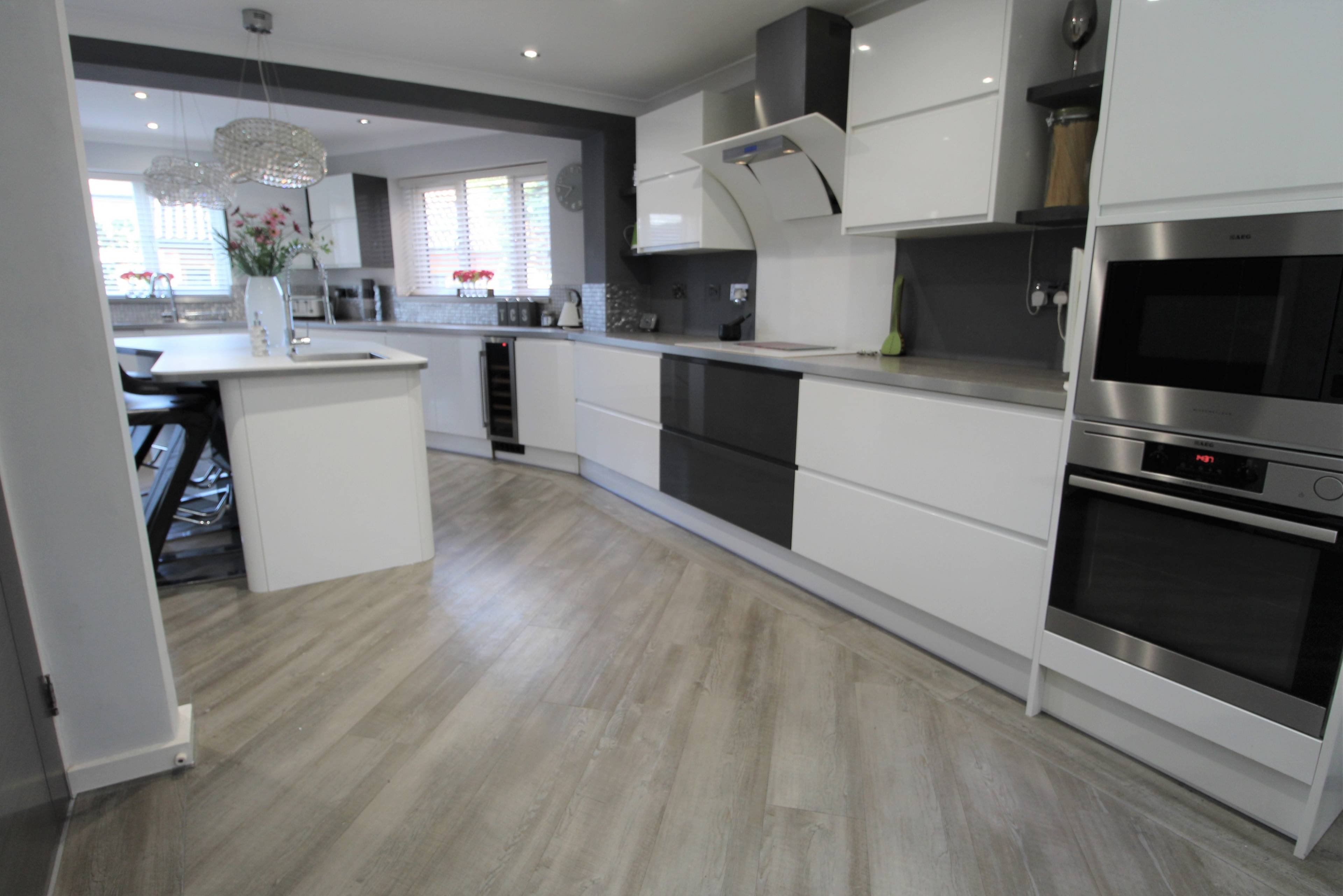 Kitchen/Family Room