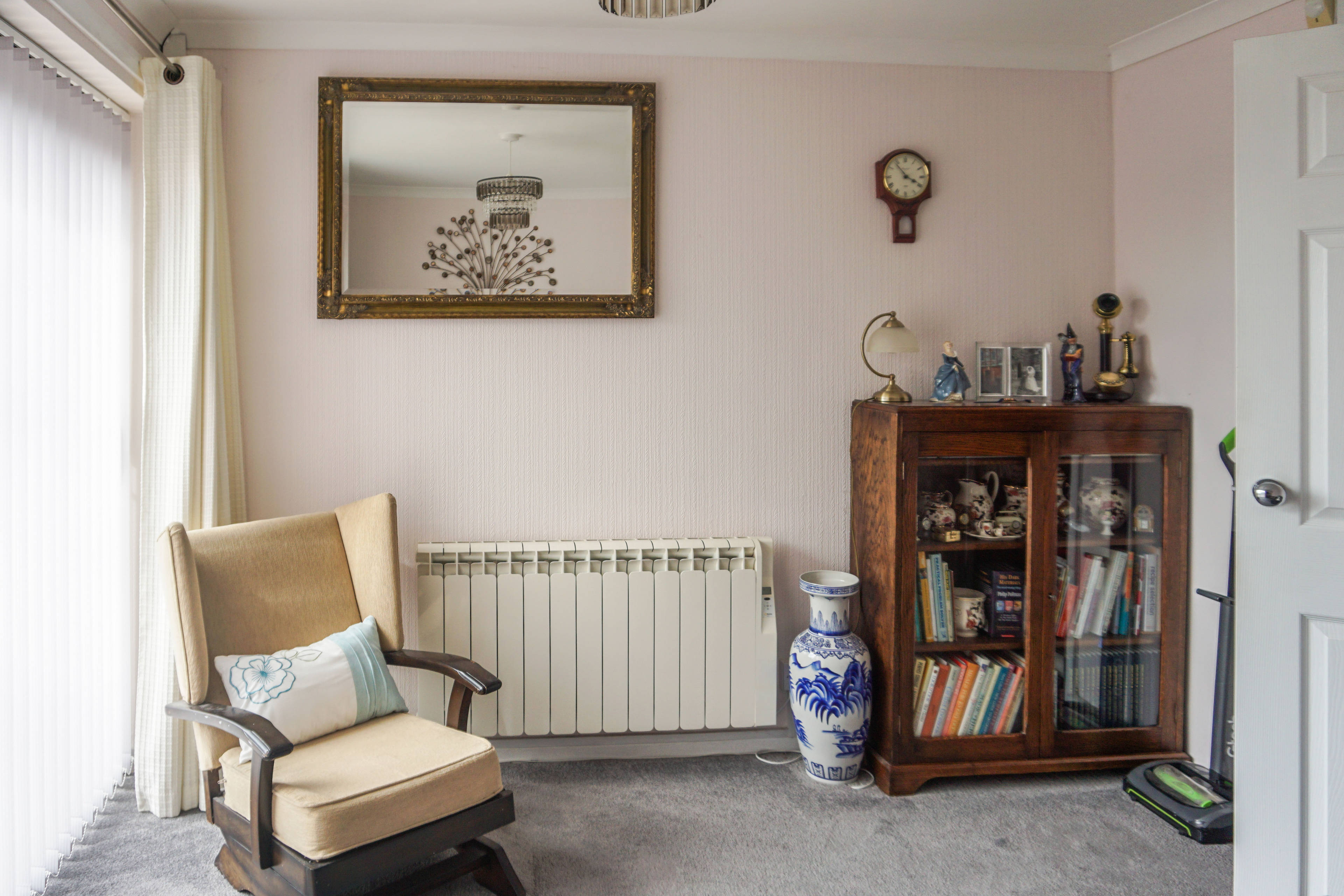 Bedroom/Lounge Two