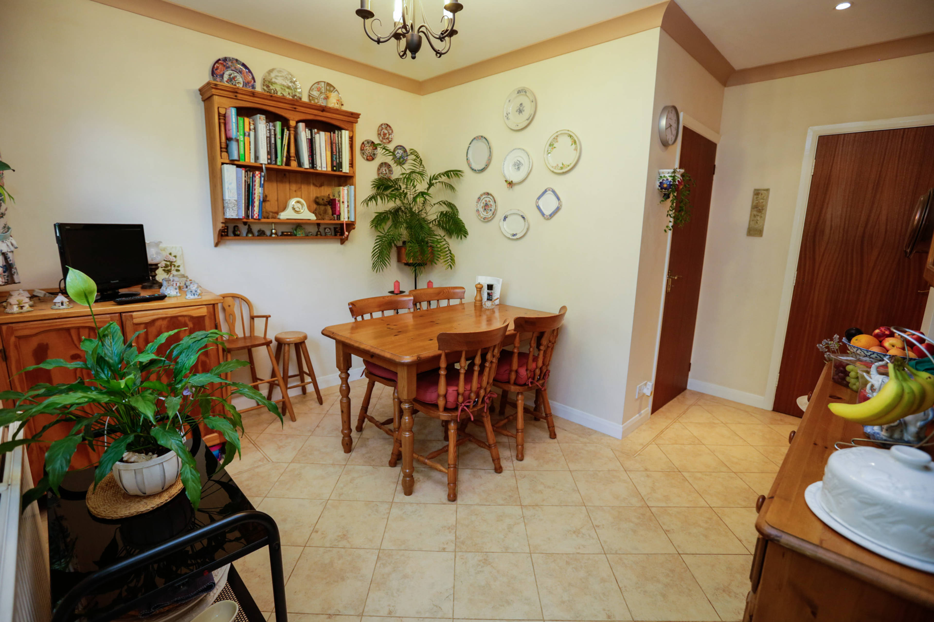 Breakfast Room