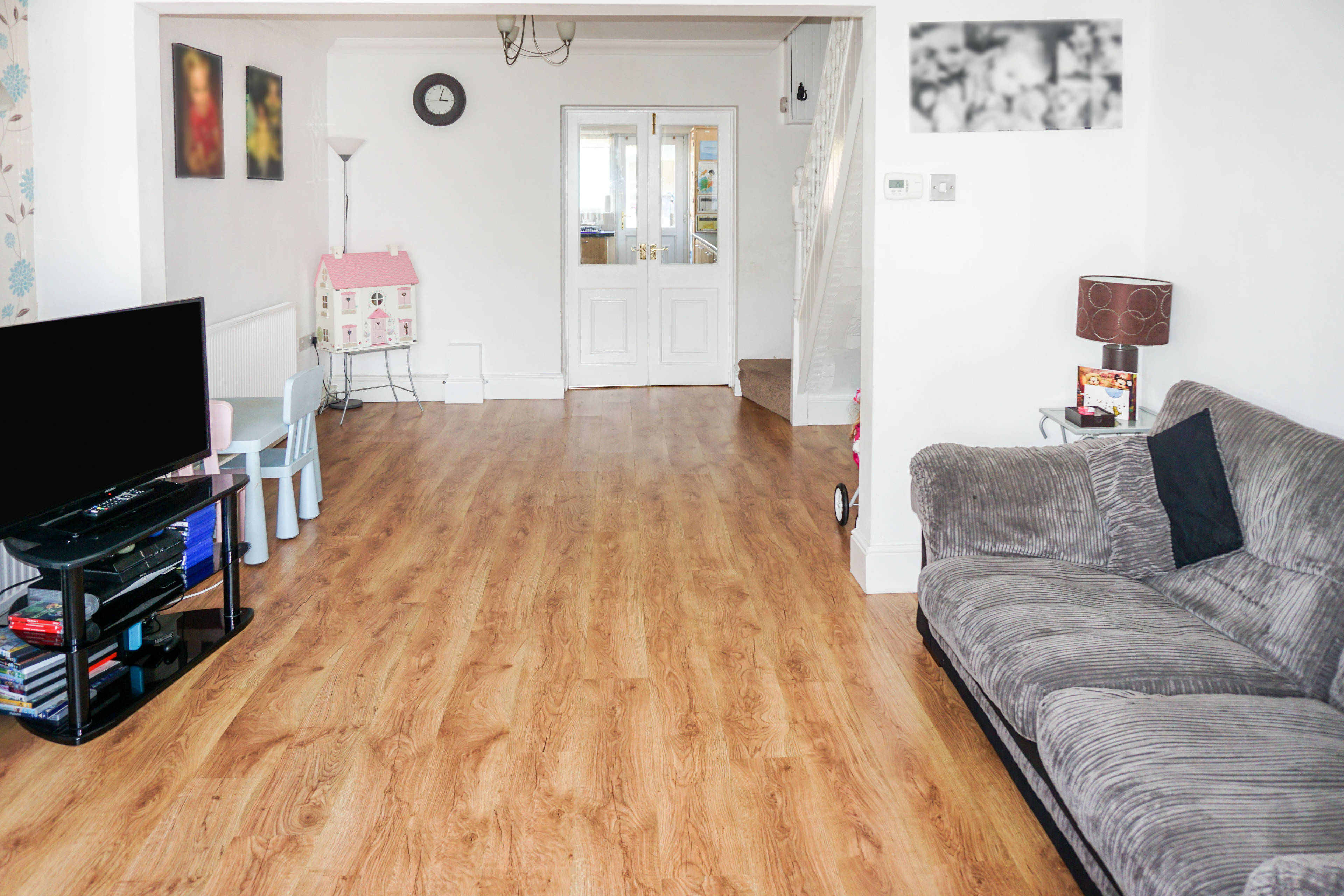 Lounge/Dining Room