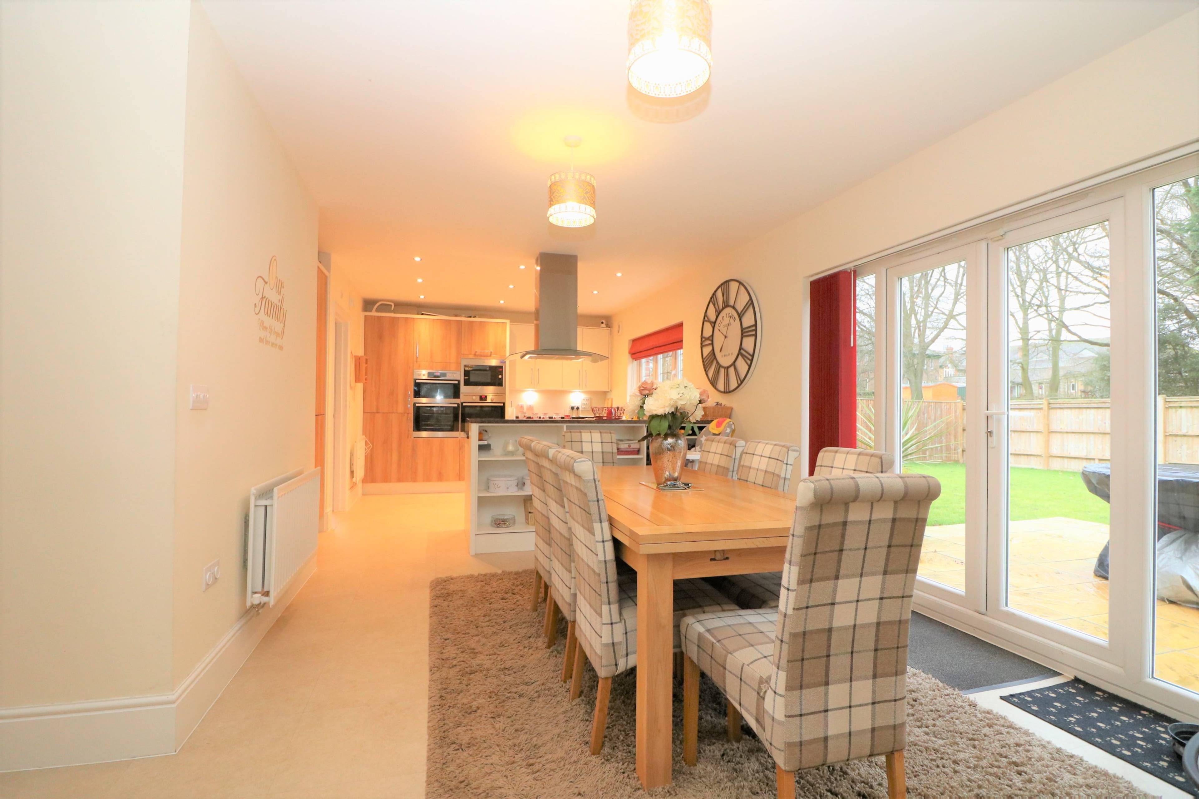 Breakfast Room