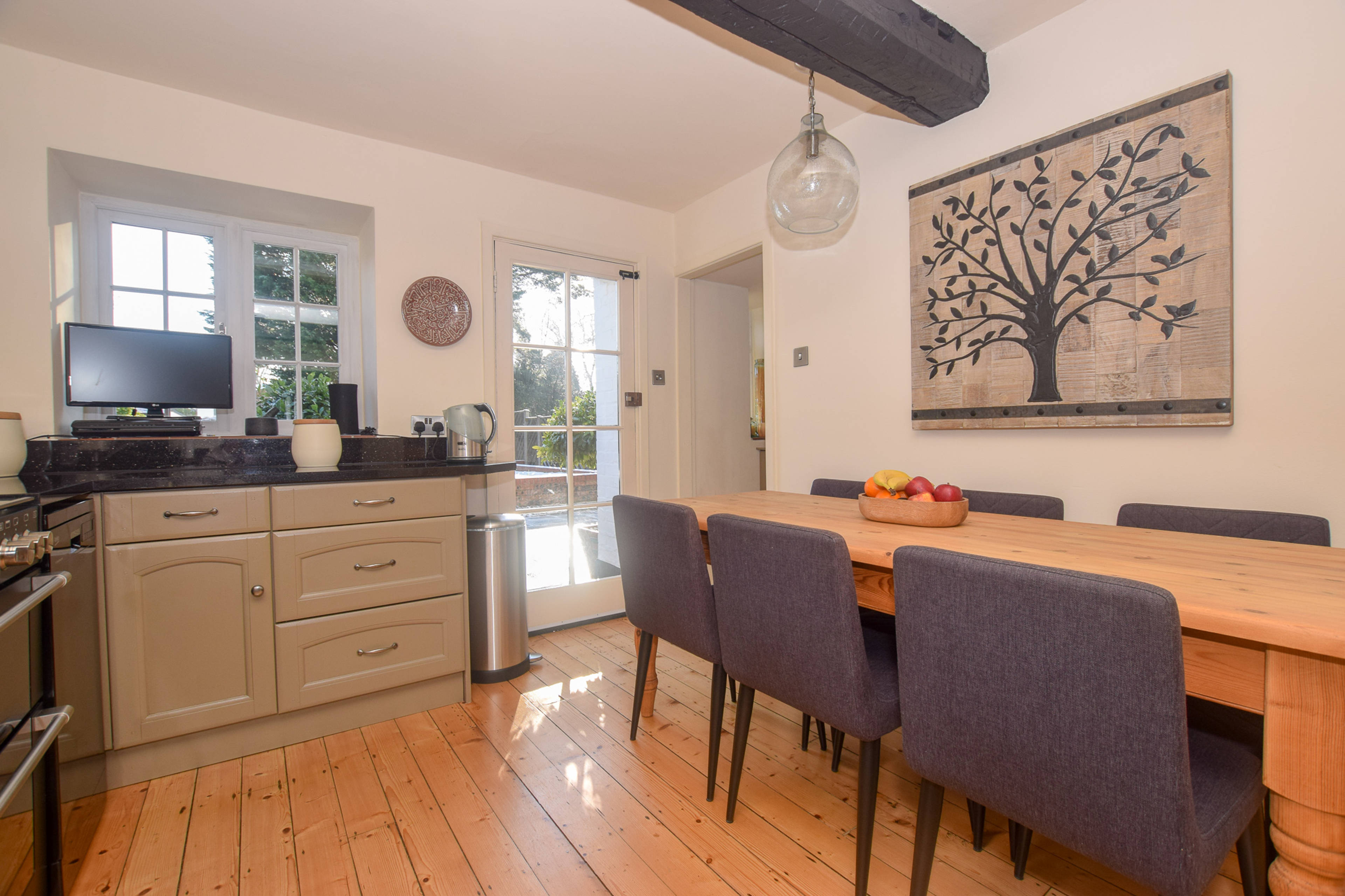 Kitchen/Breakfast