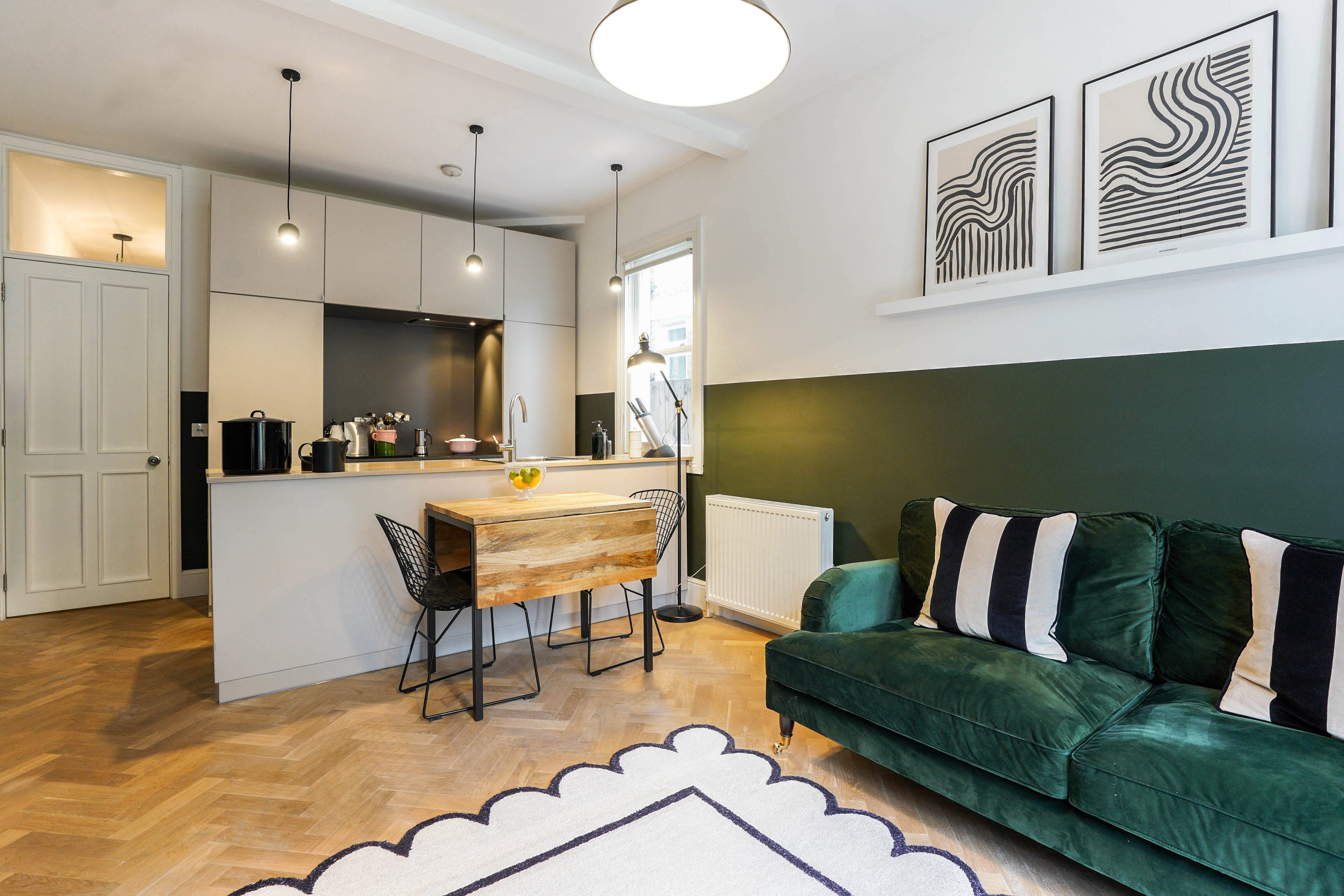 Kitchen/Dining Room