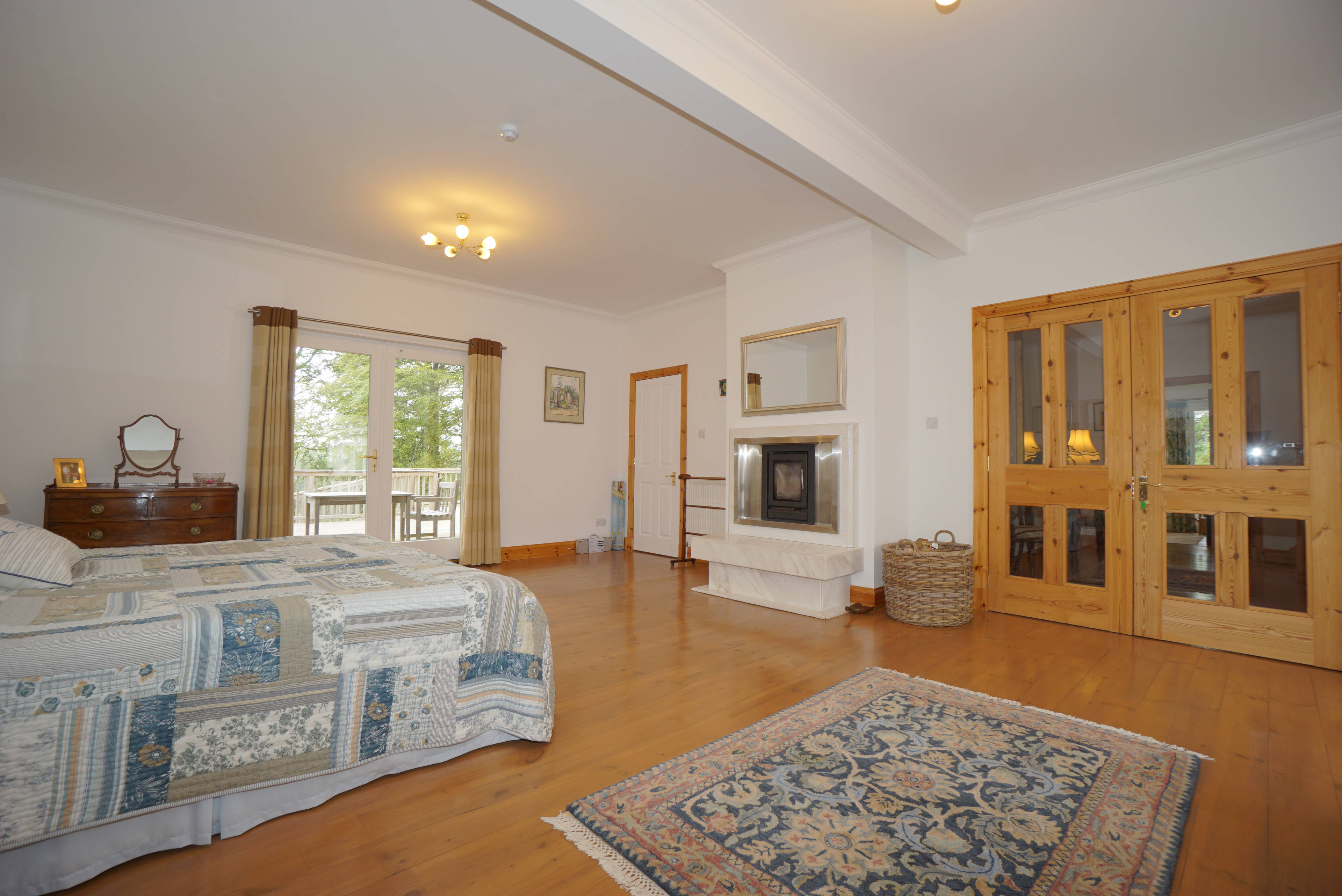 Dining Room/Bedroom