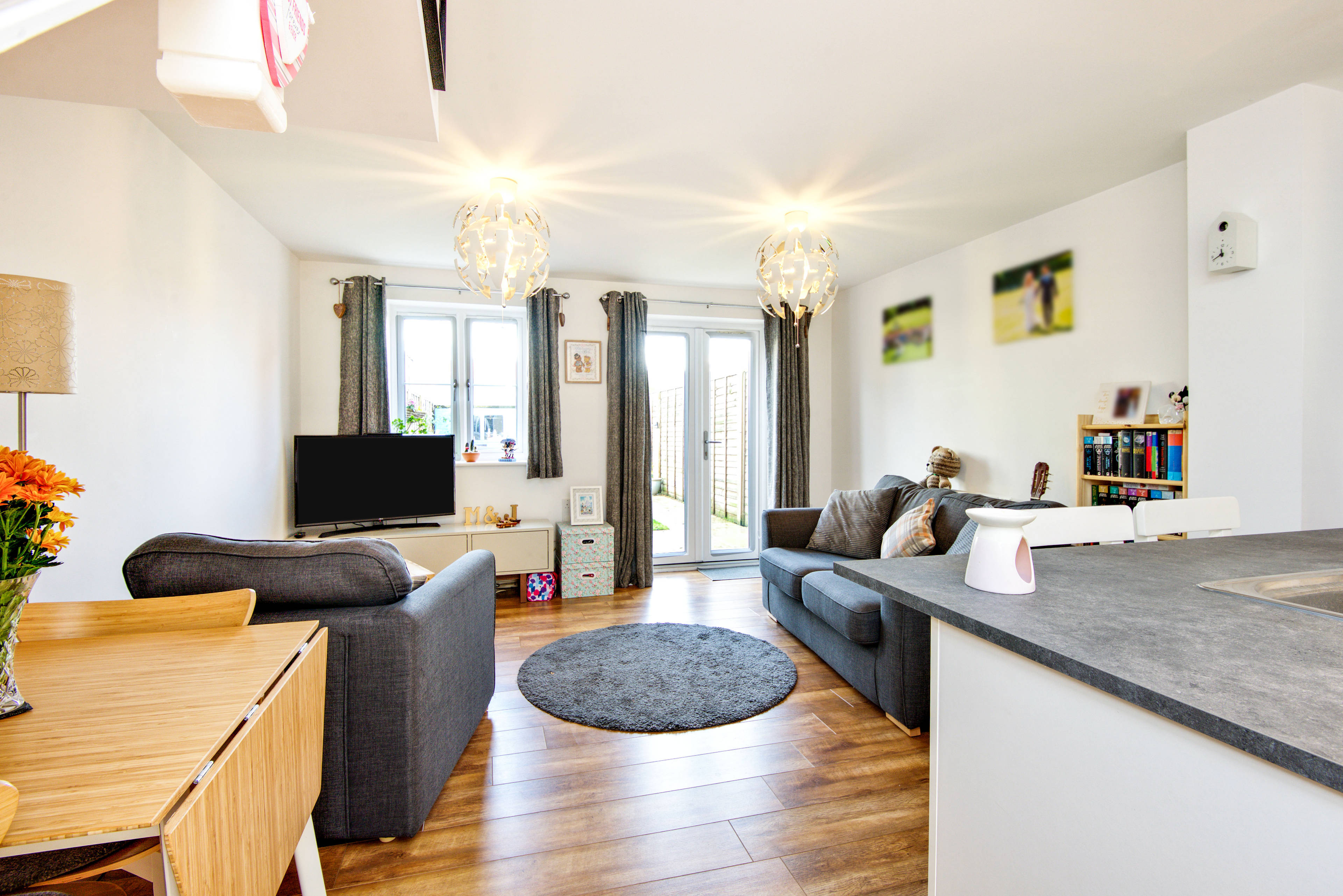 Lounge/Dining Room