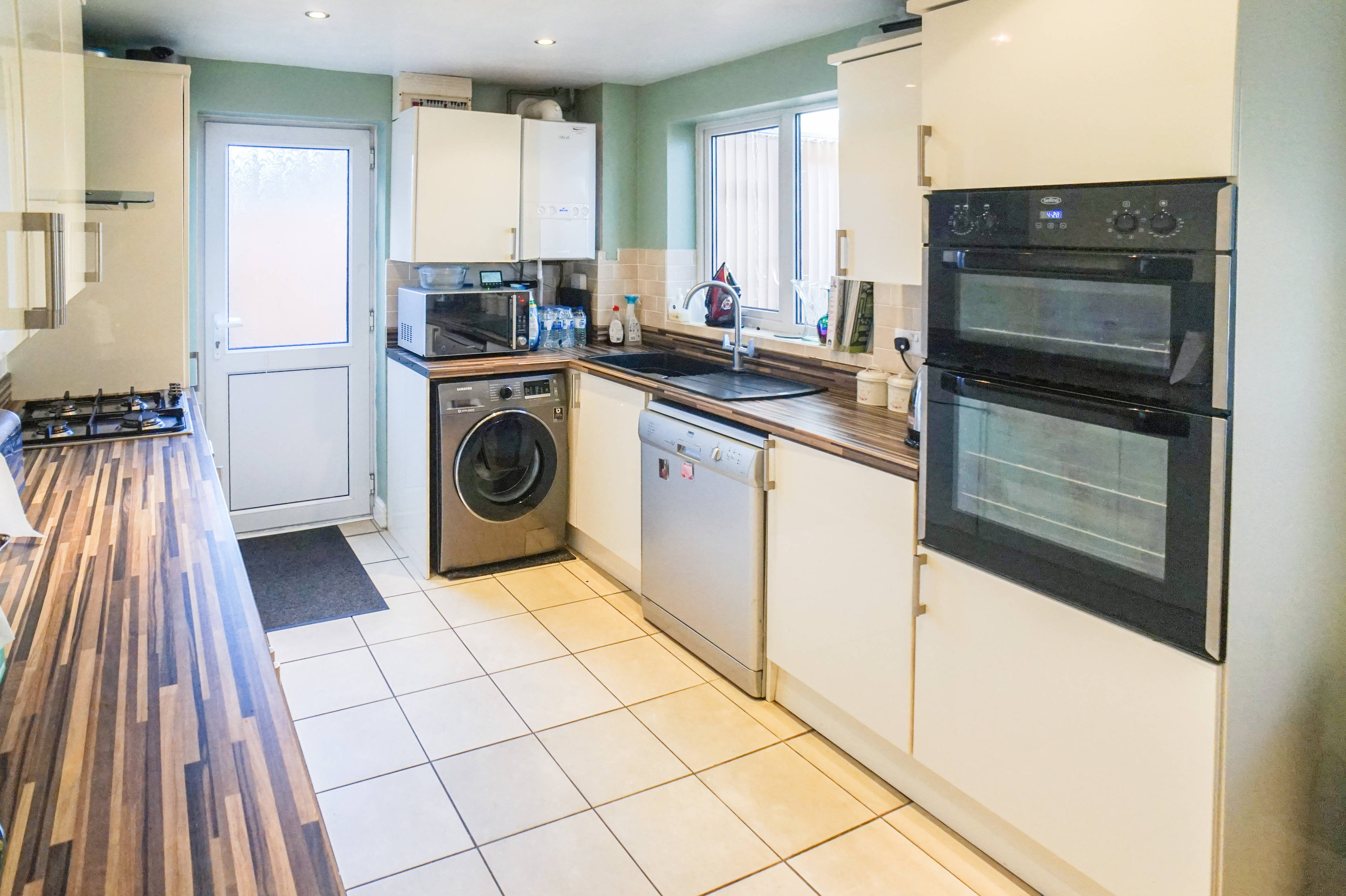Kitchen/Breakfast