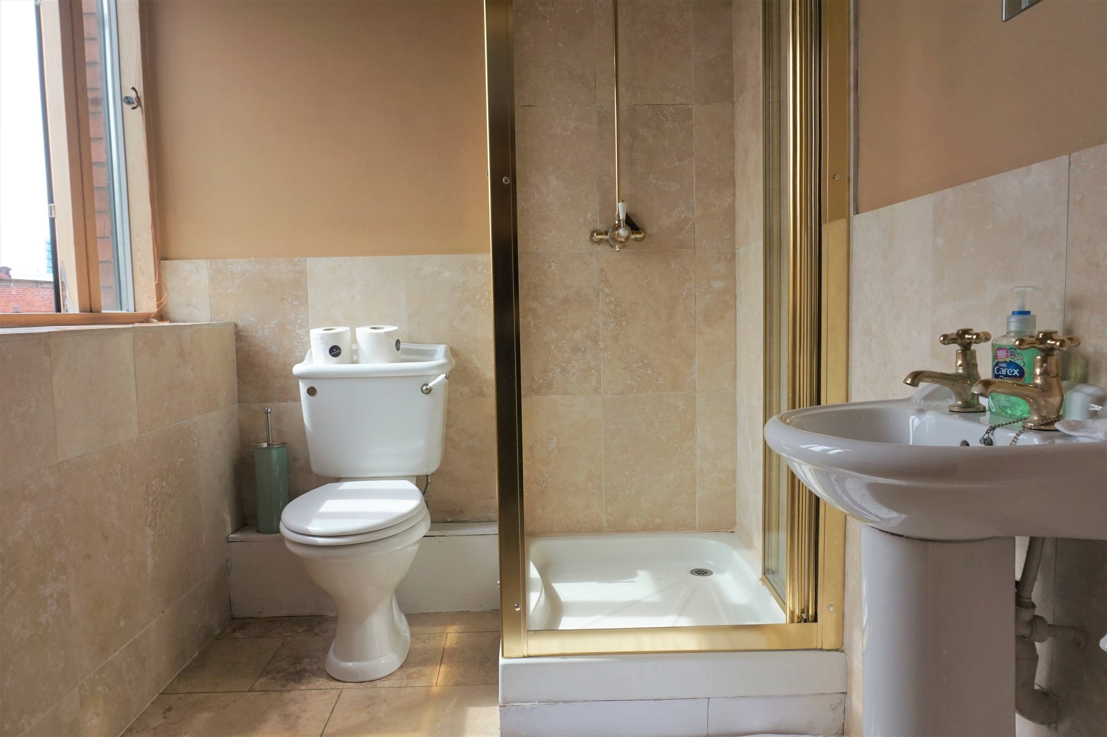 Master En-suite