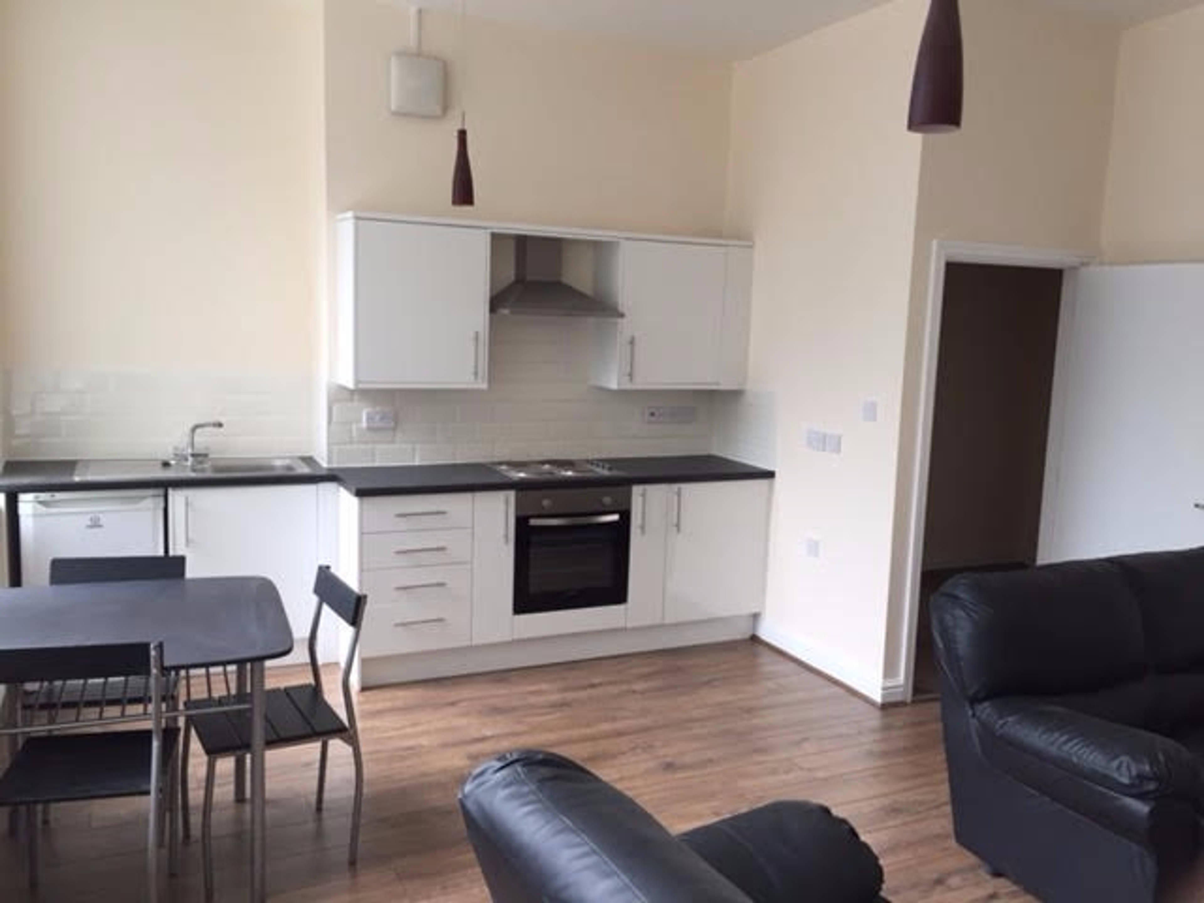 Lounge / Kitchen