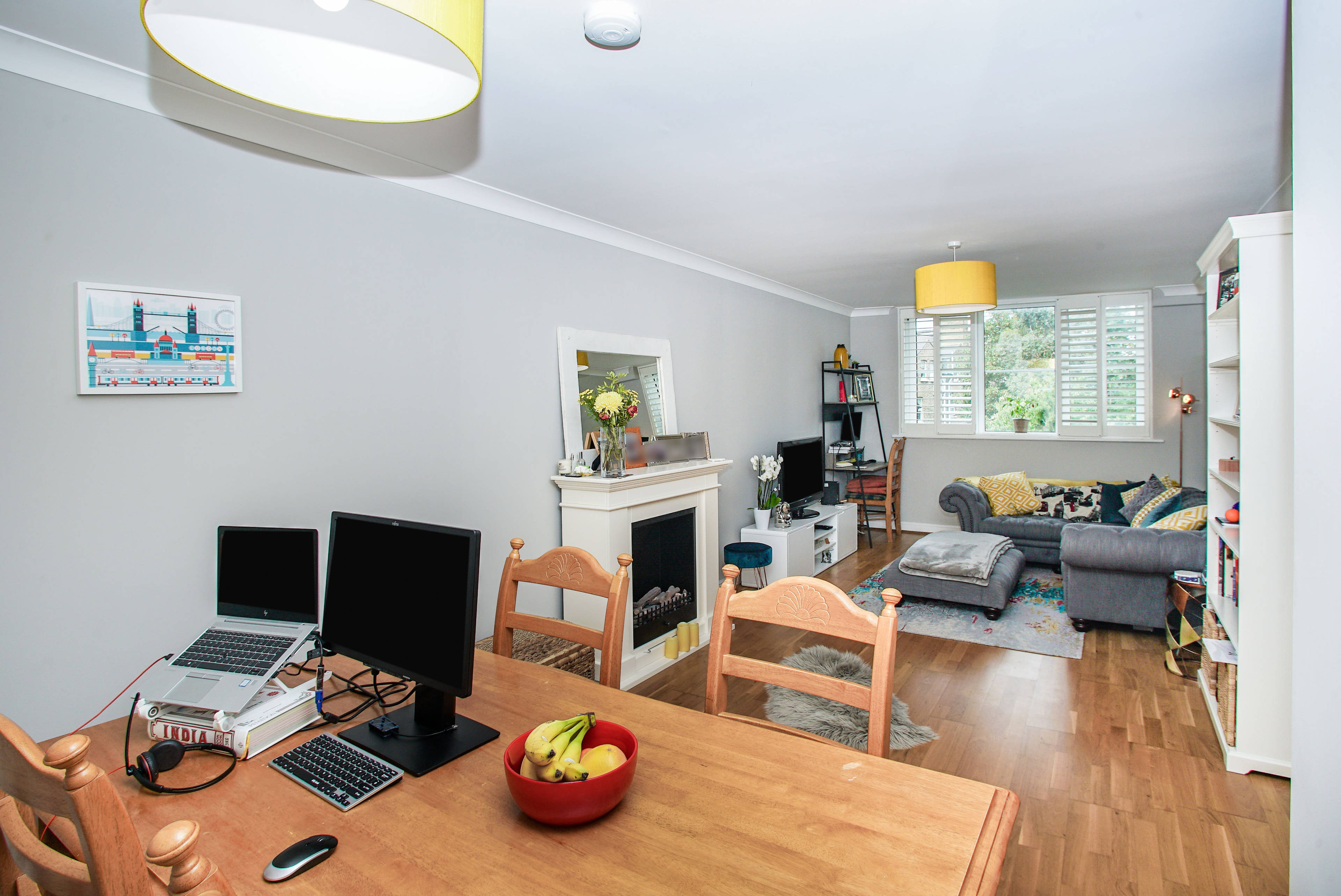 Lounge/Dining Room