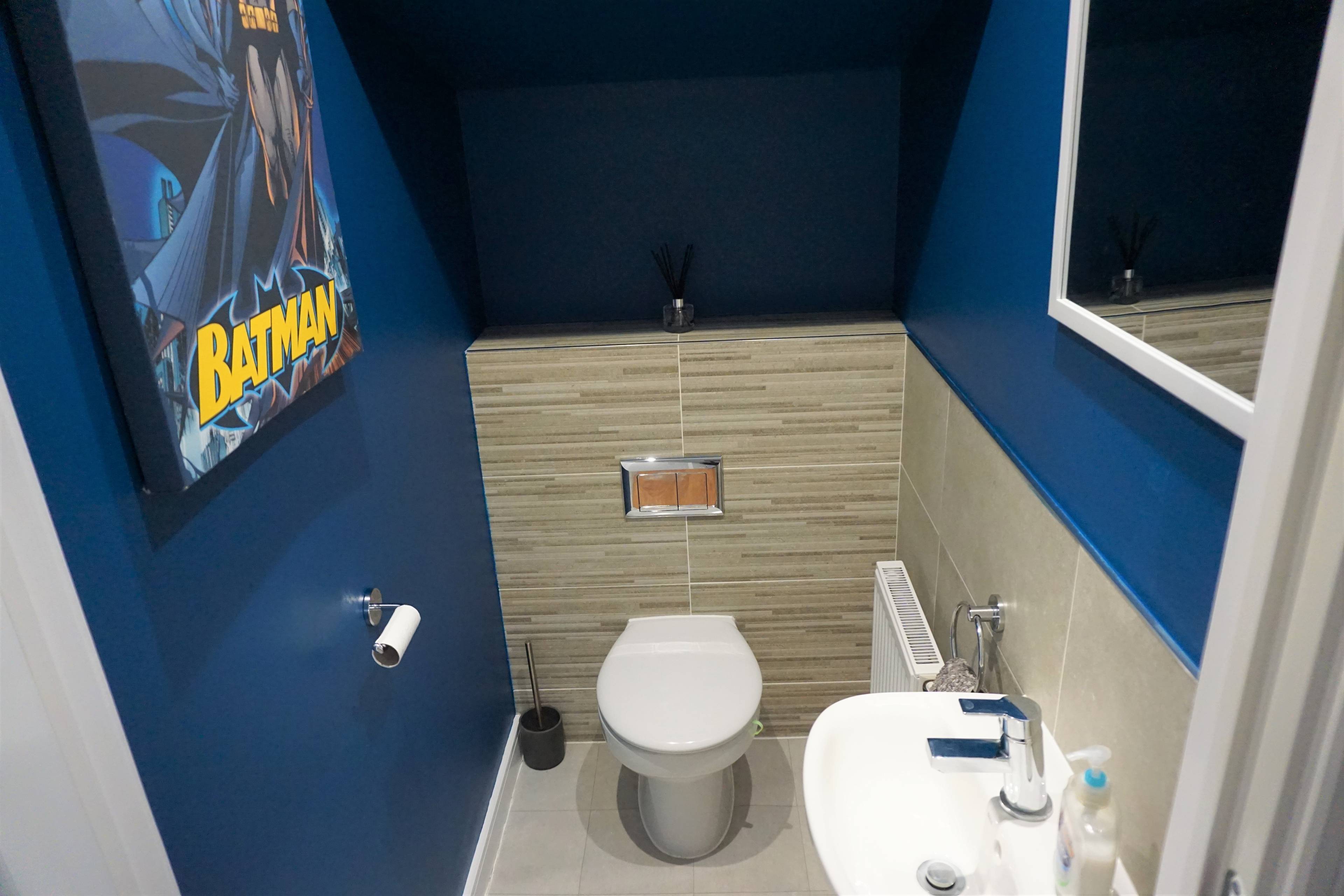 Cloak Room