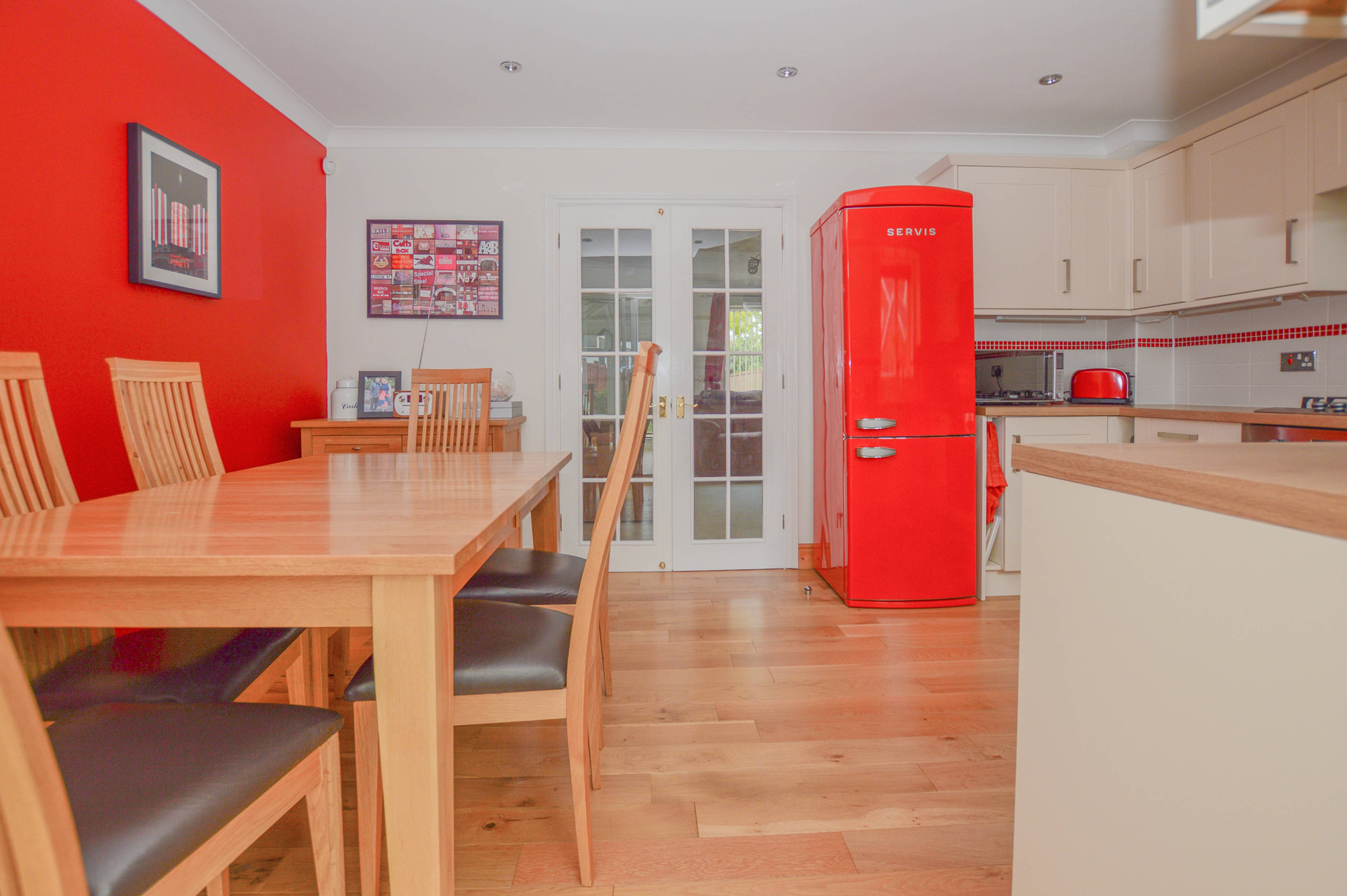 Kitchen/Dining Room