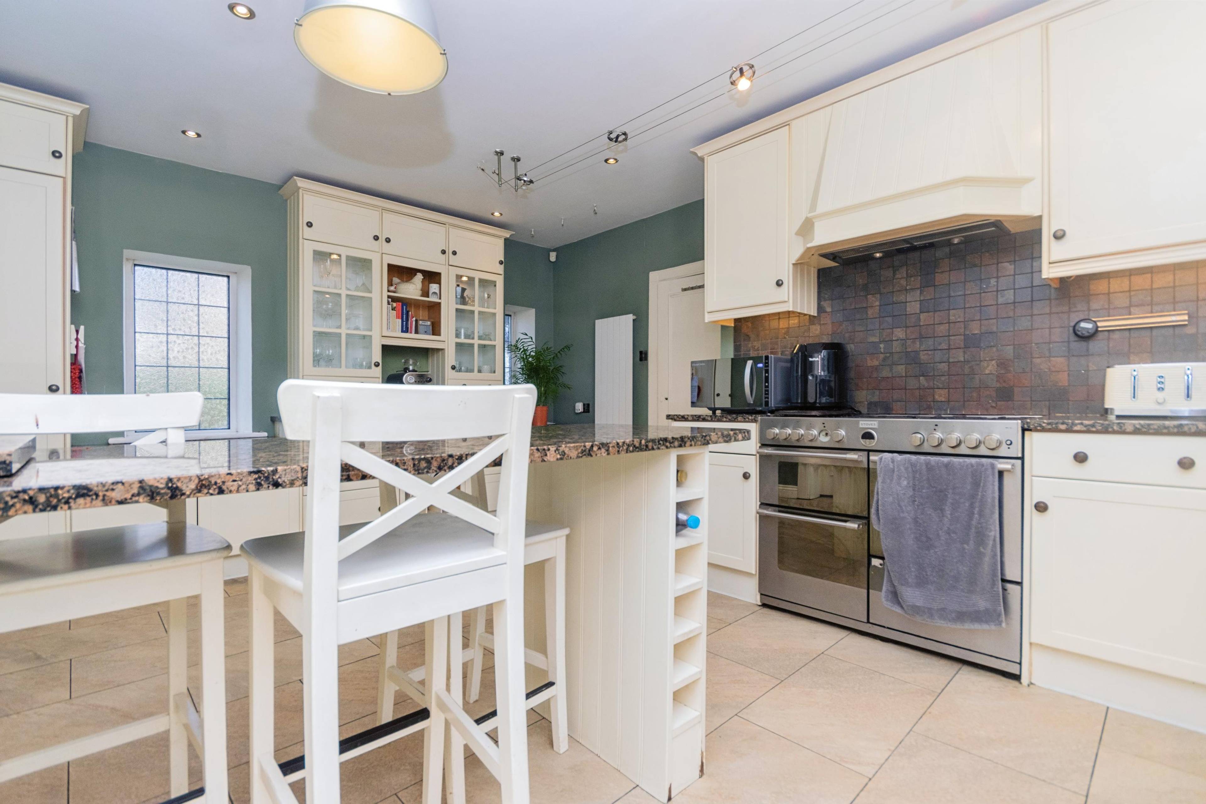 Kitchen/Breakfast