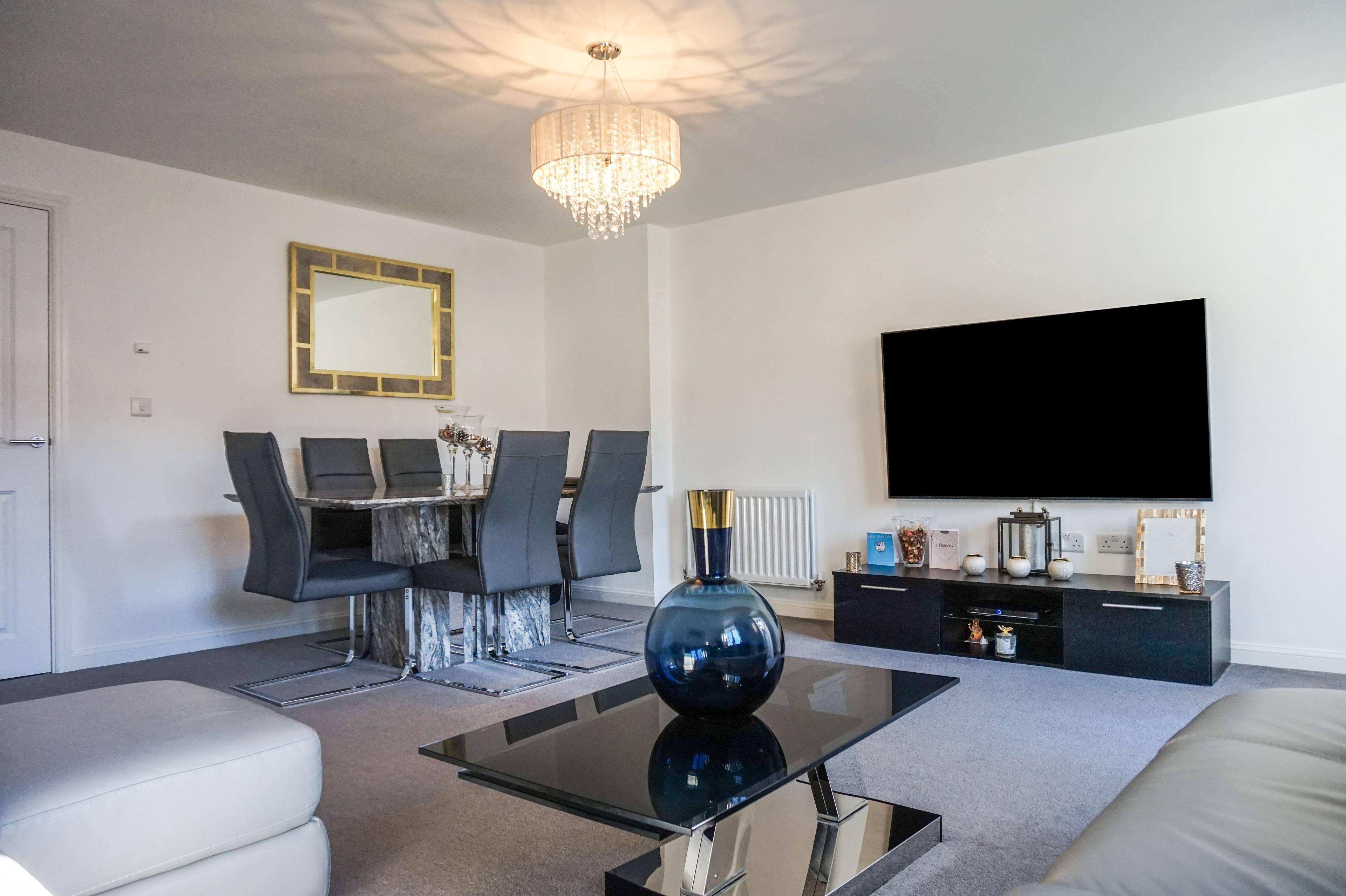 Living / Dining Room