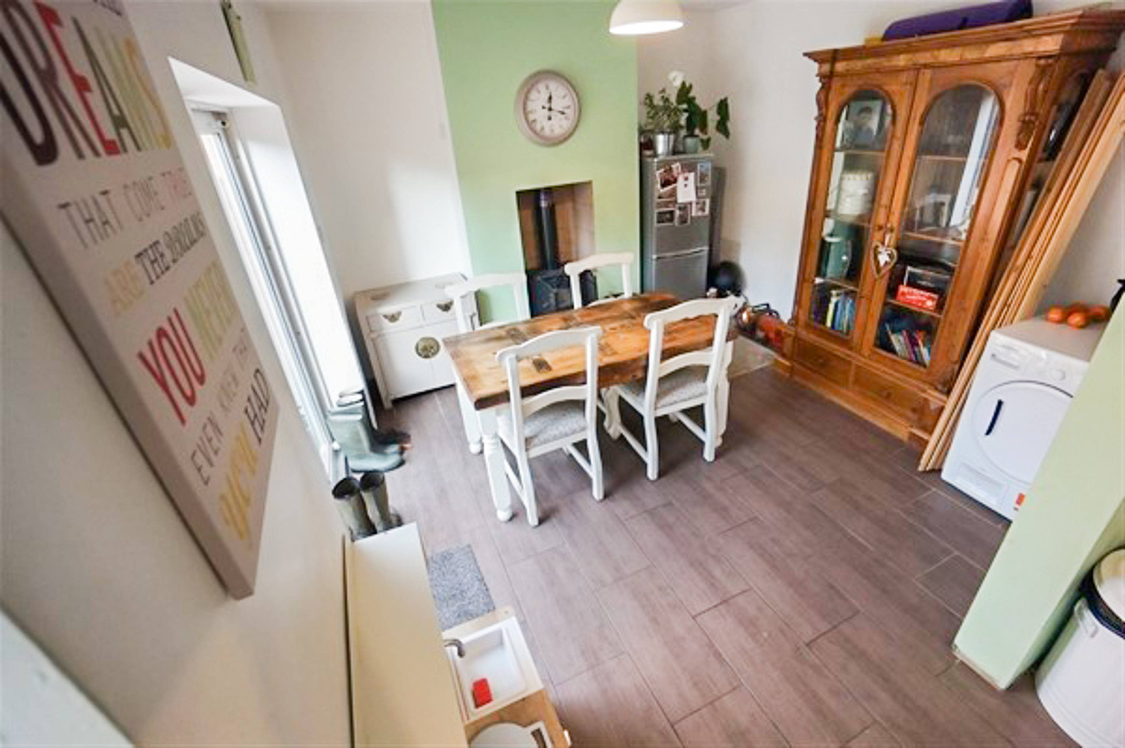 Kitchen/Dining Room
