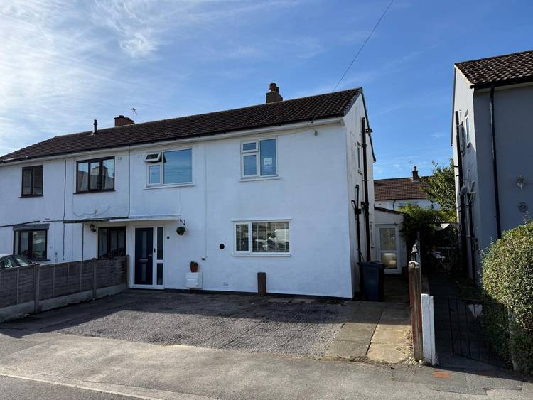 4 bedroom semi-detached house
