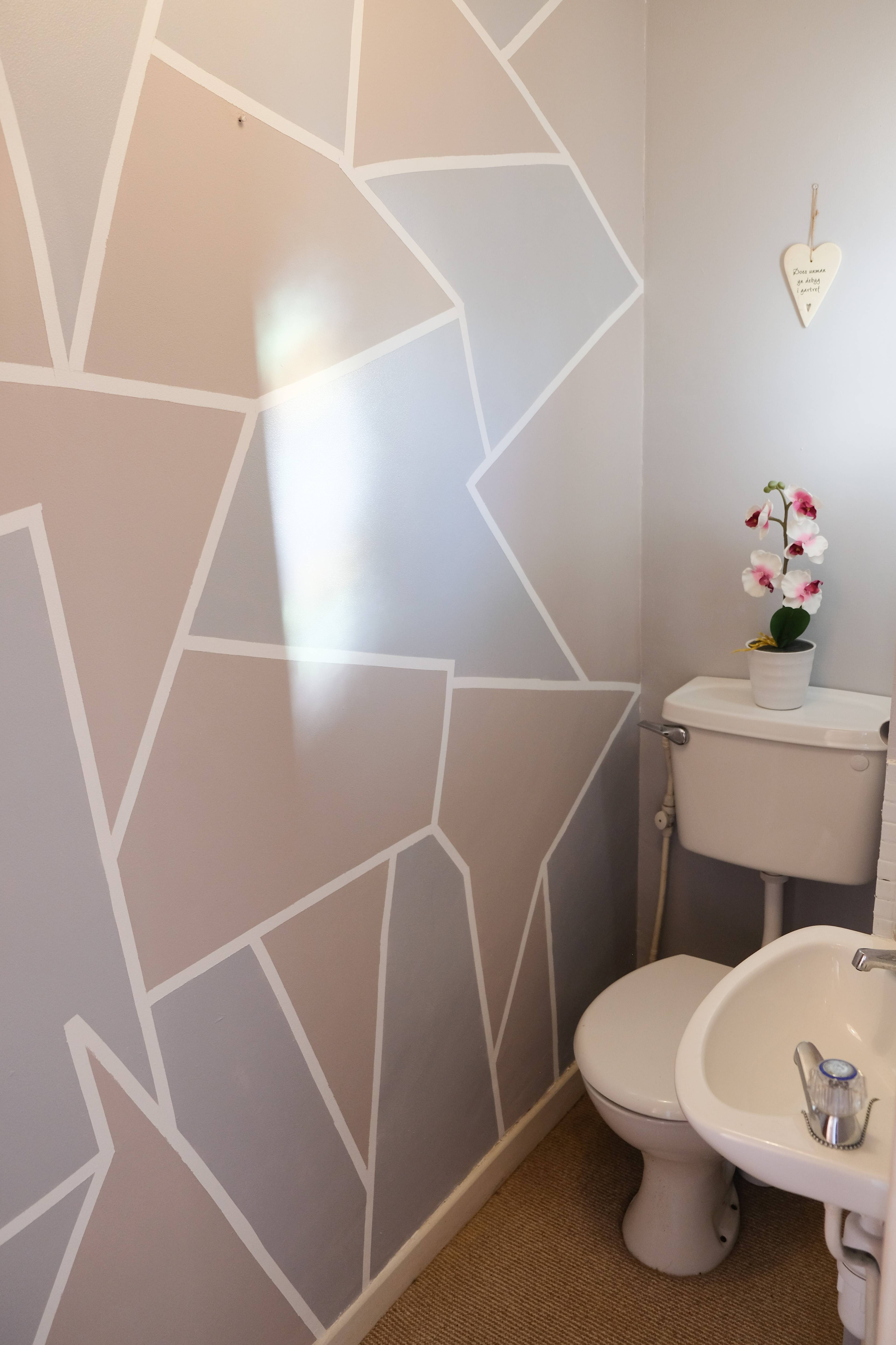 Cloak Room