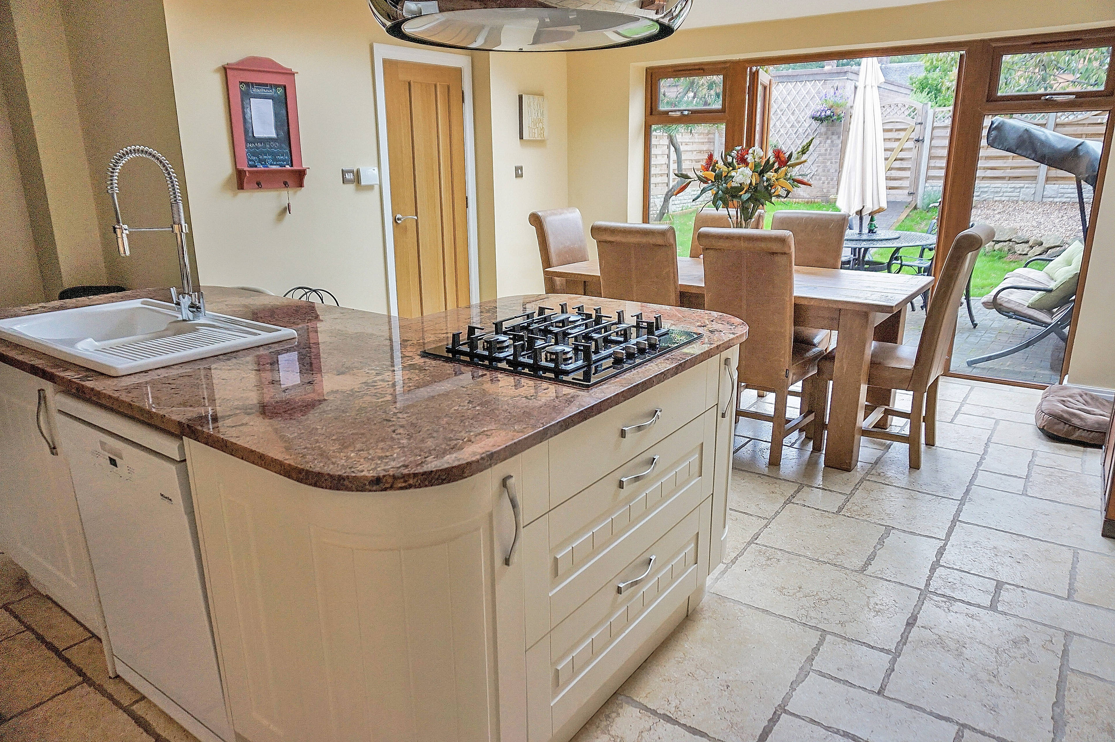 Kitchen/Family Room