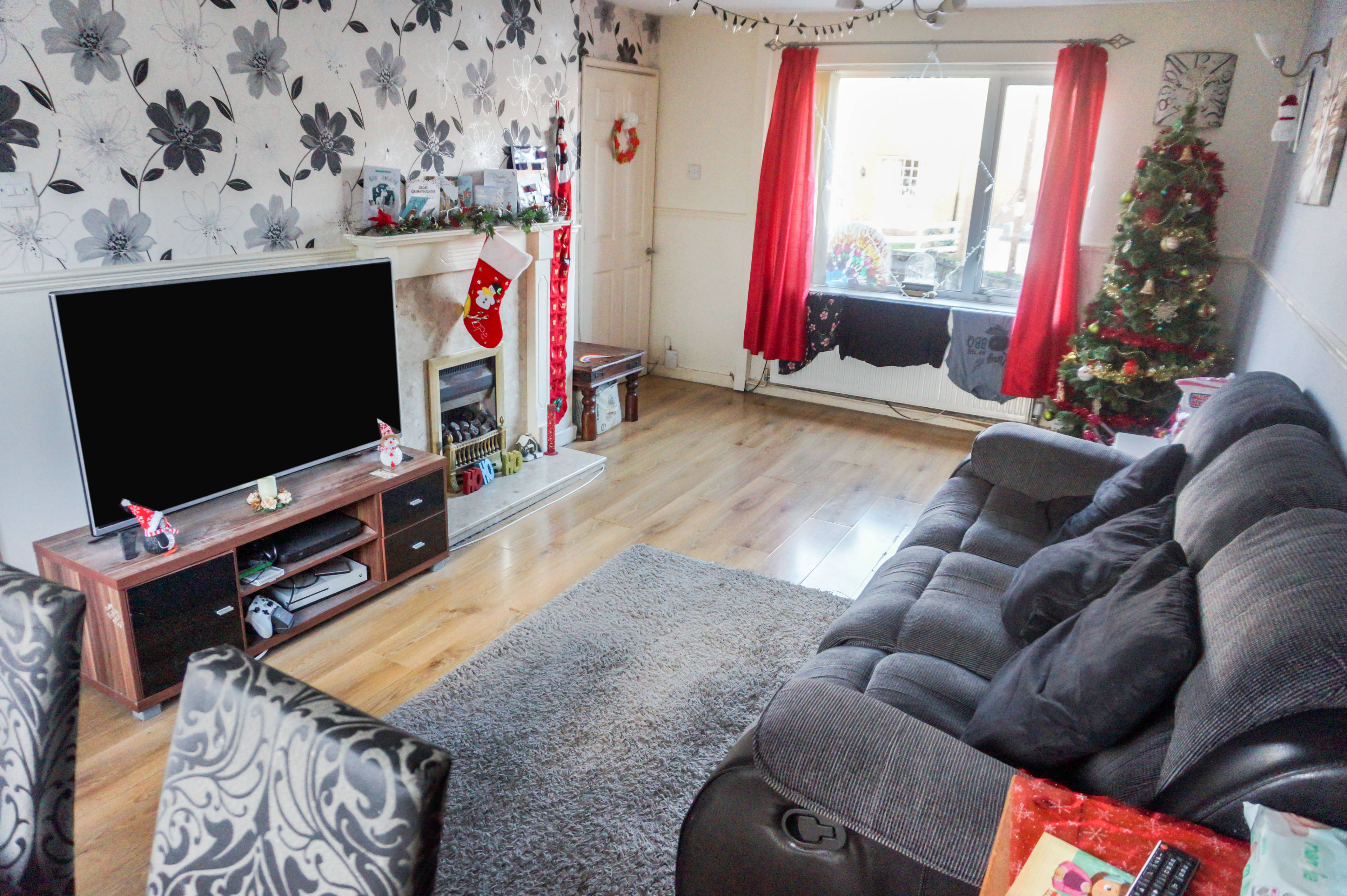 Lounge/Dining Room