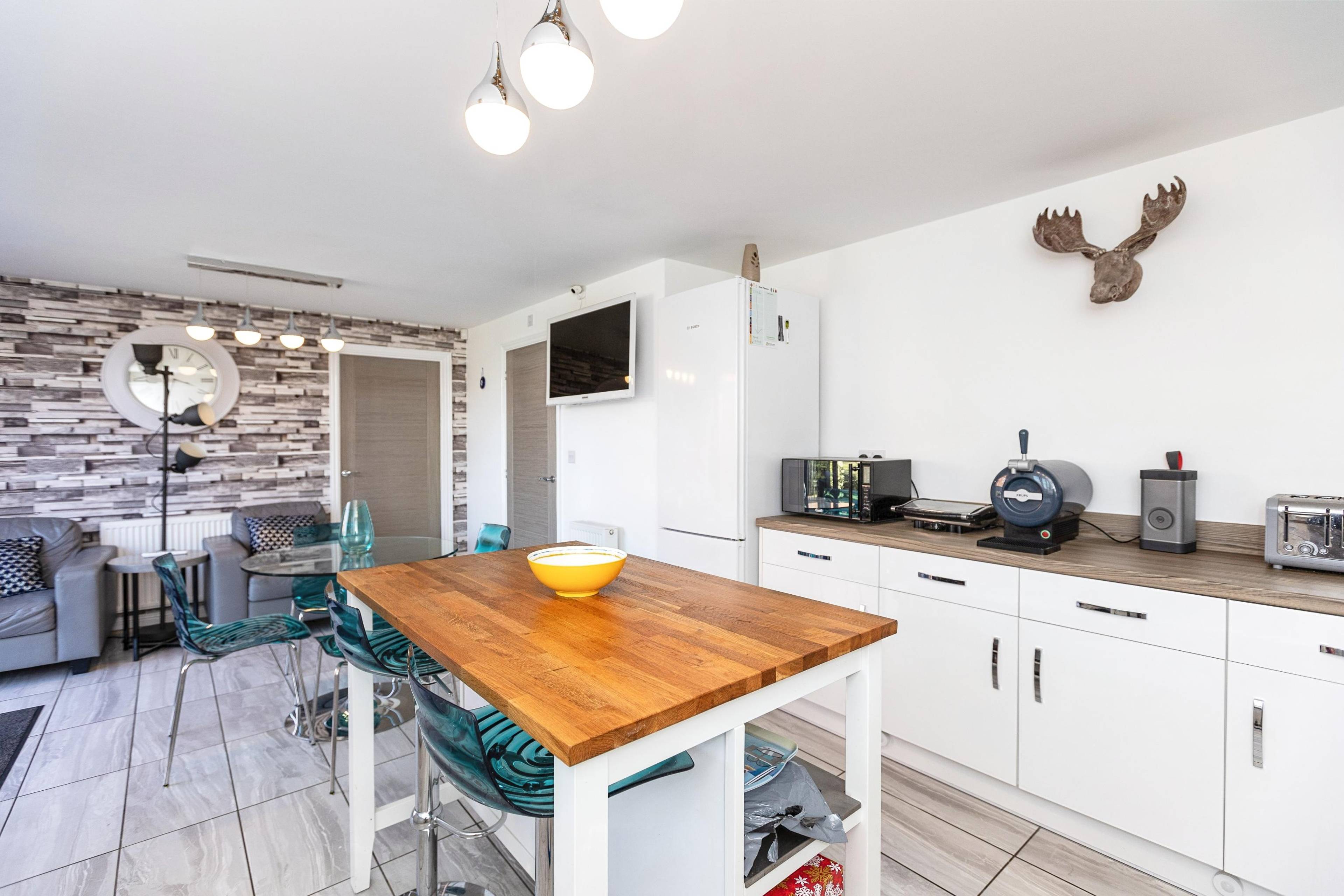 Kitchen/Dining Room