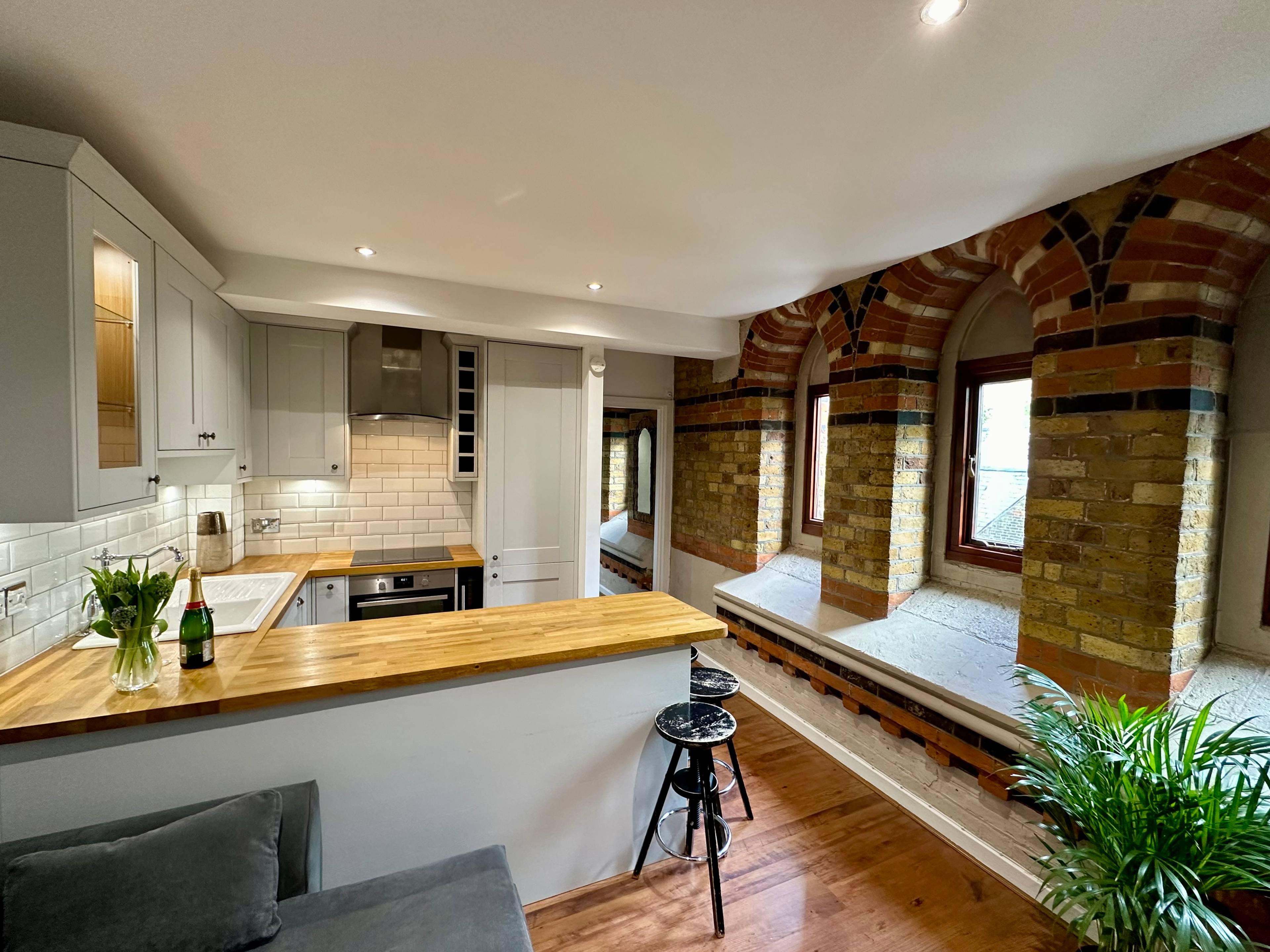 Lounge / Kitchen